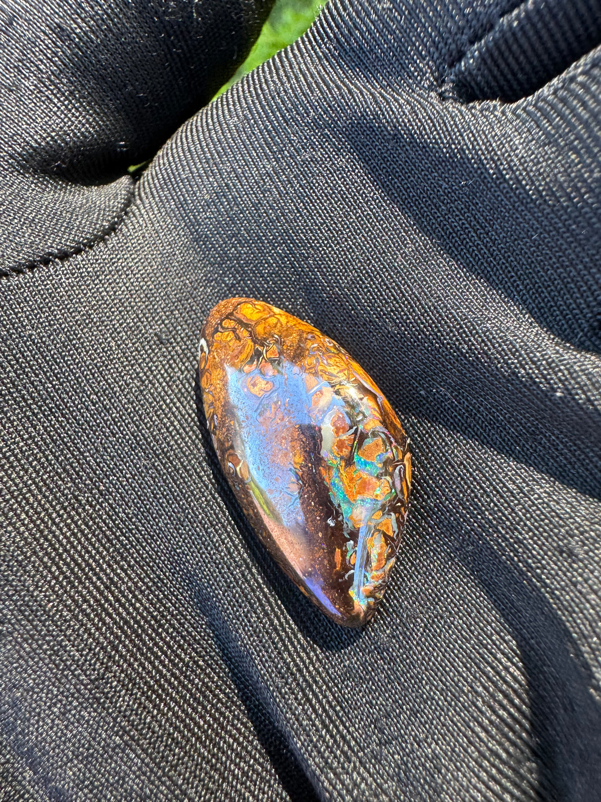 Australia Opal - 23ct