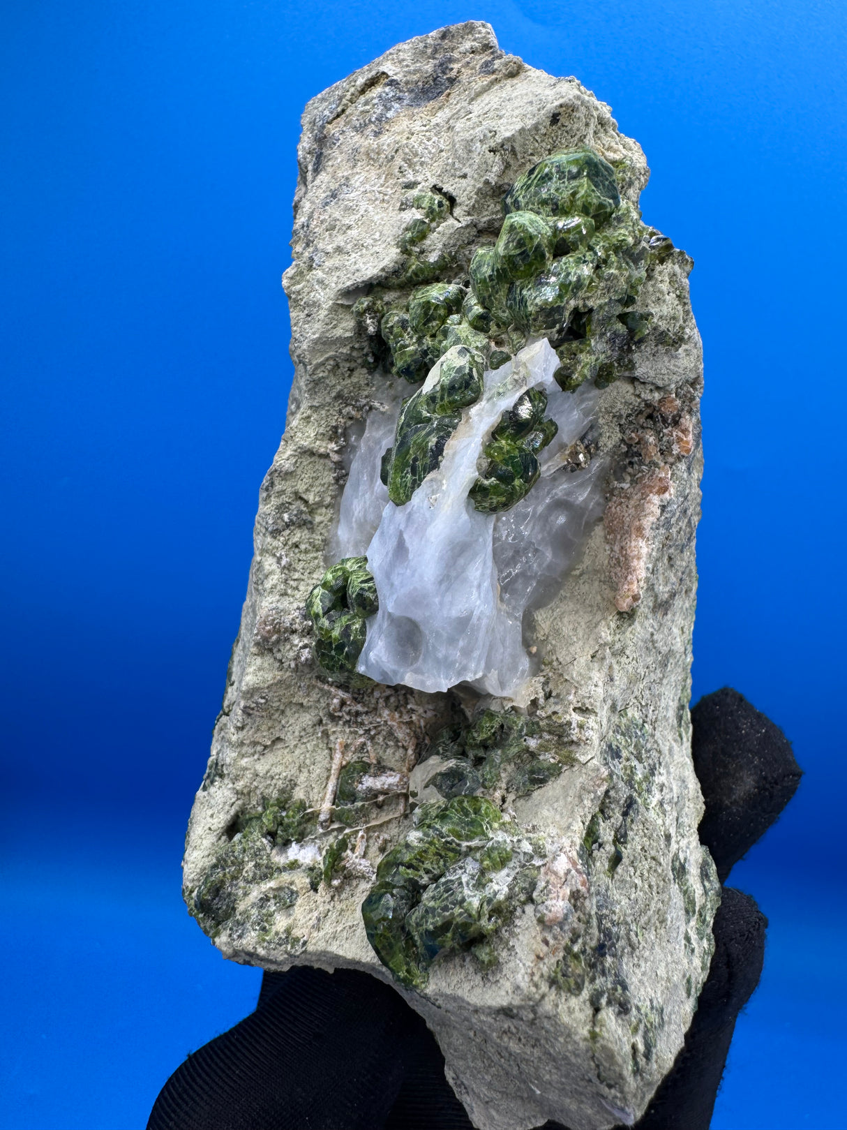 Green Garnet Specimen - 1184g