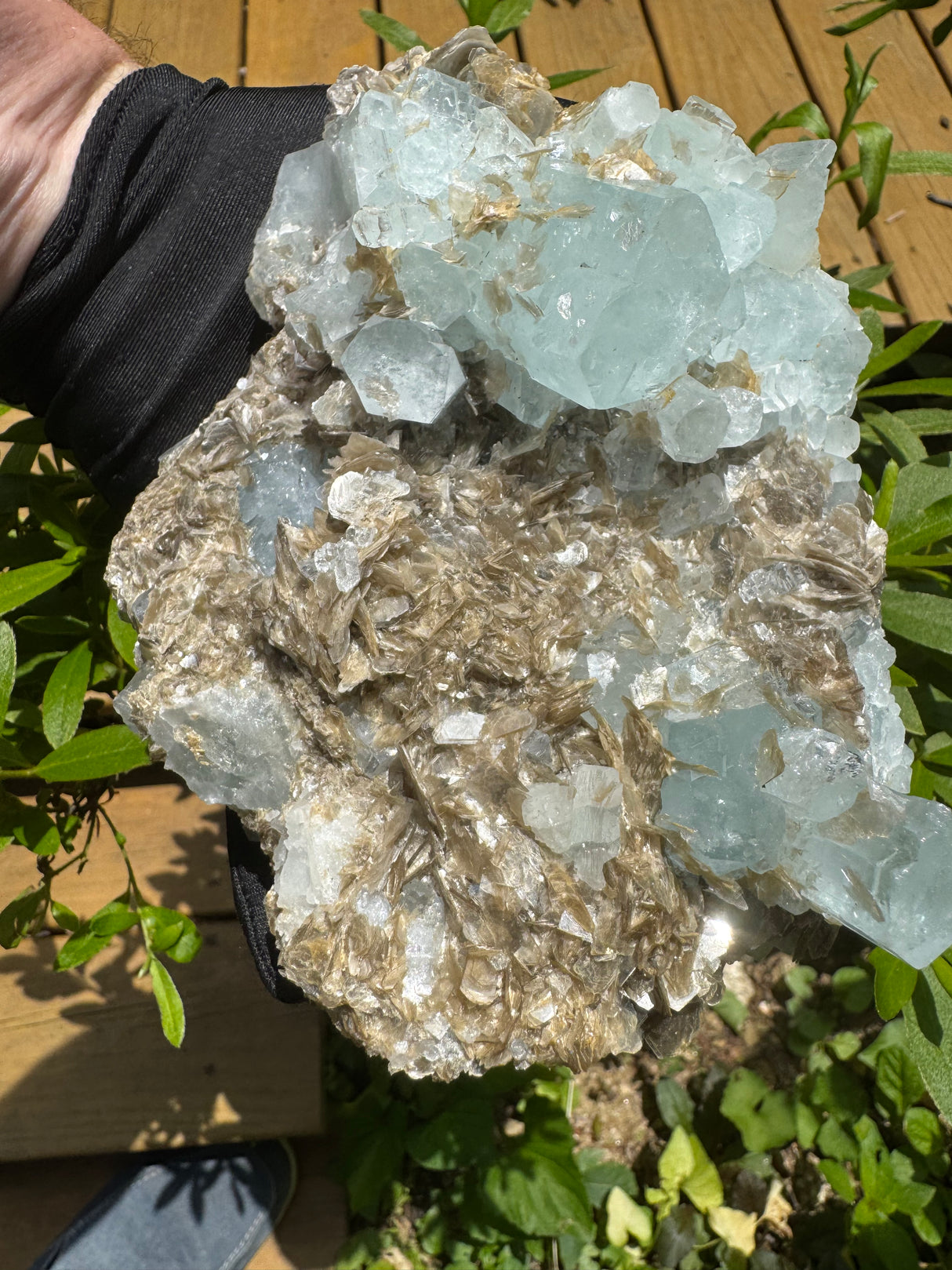 Aquamarine Specimen - 1389g