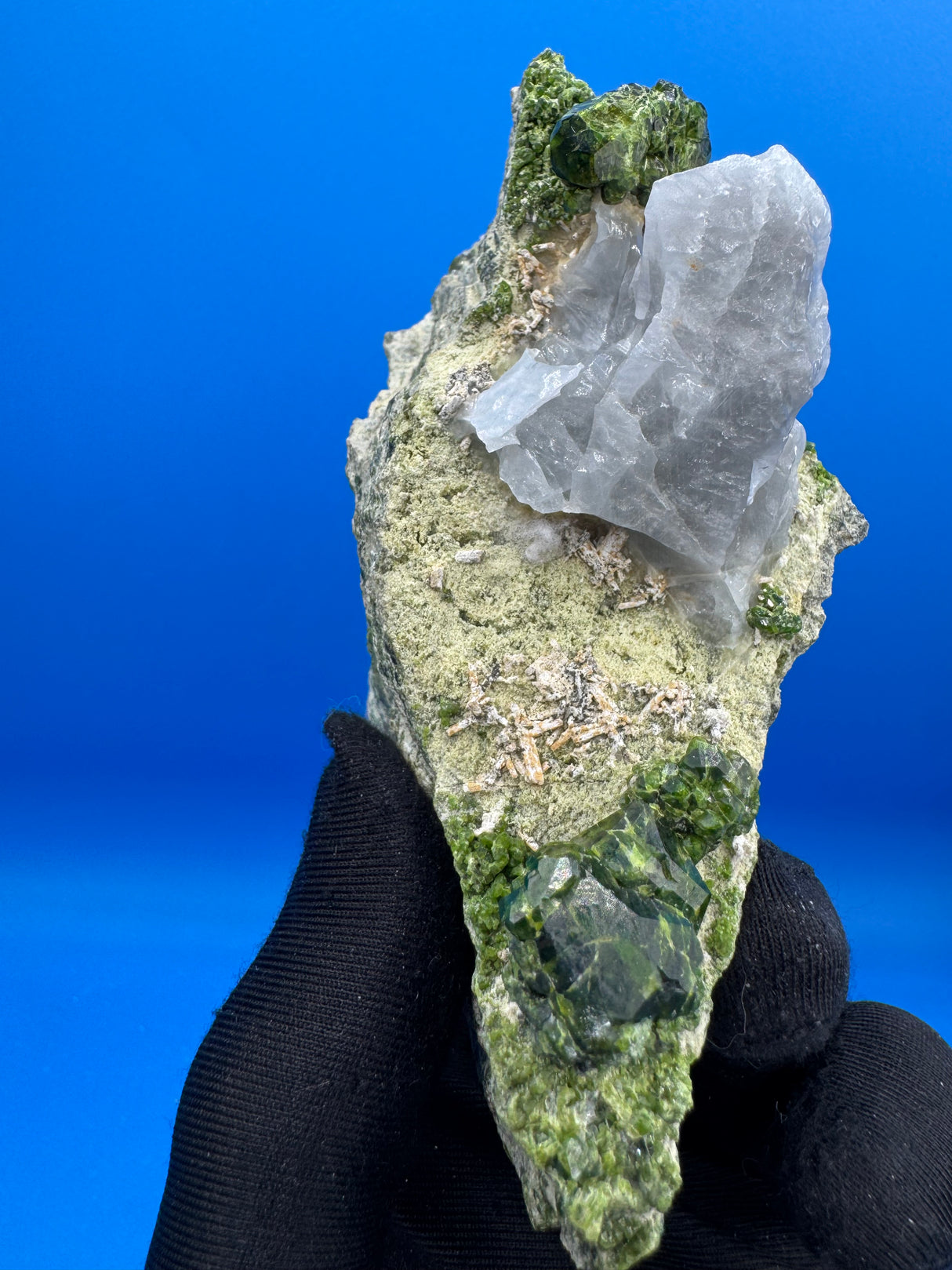 Green Garnet Specimen - 372g