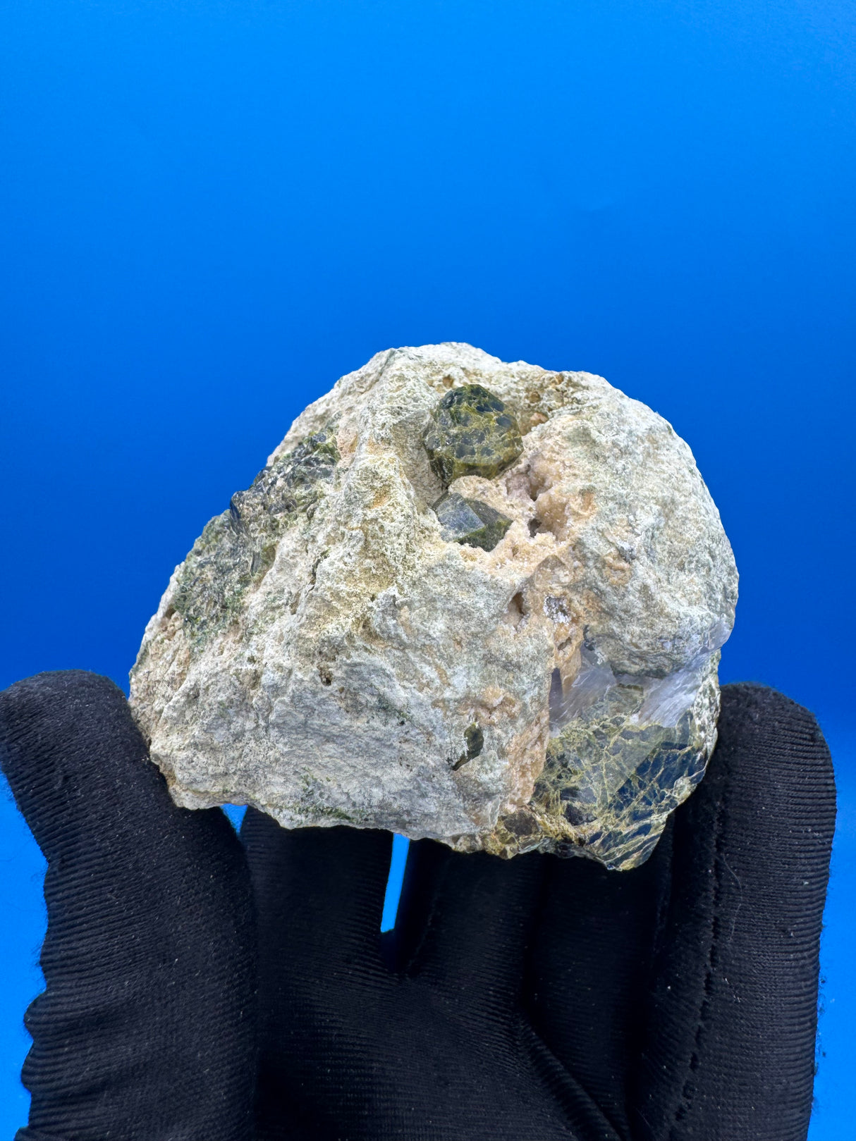 Garnet Specimen - 346g