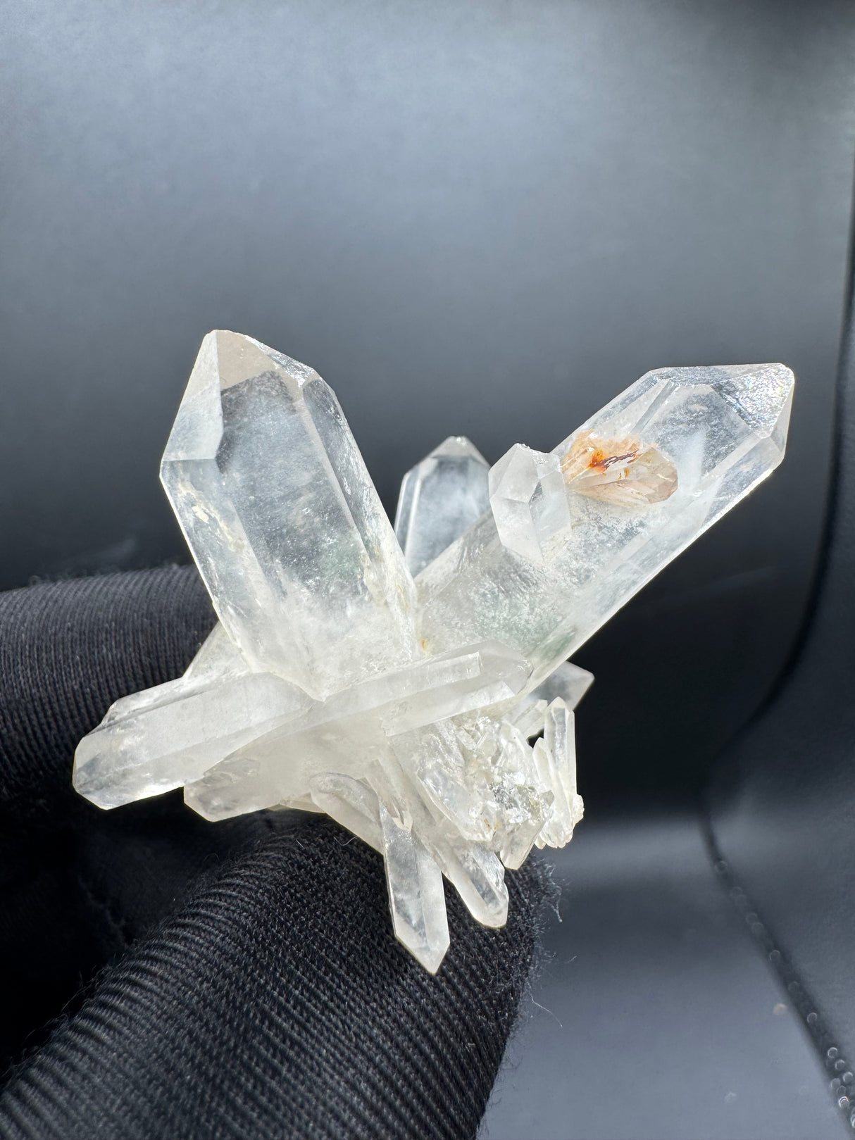 Quartz Specimen - 17g