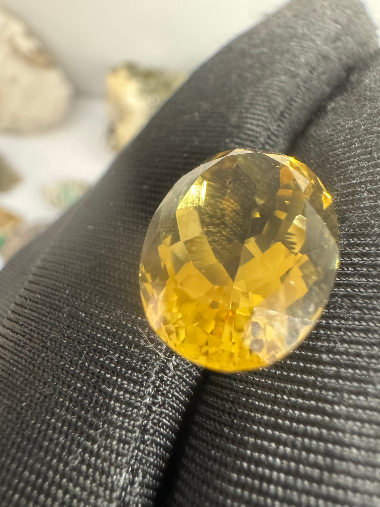 Lemon Quartz - 10.64ct