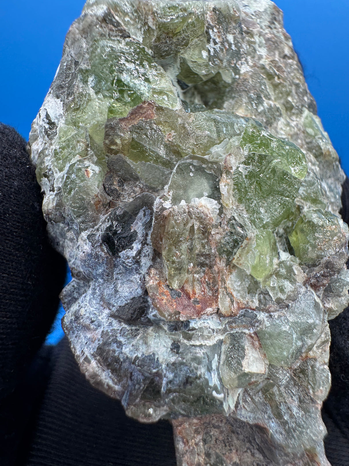 Peridot Specimen - 139g