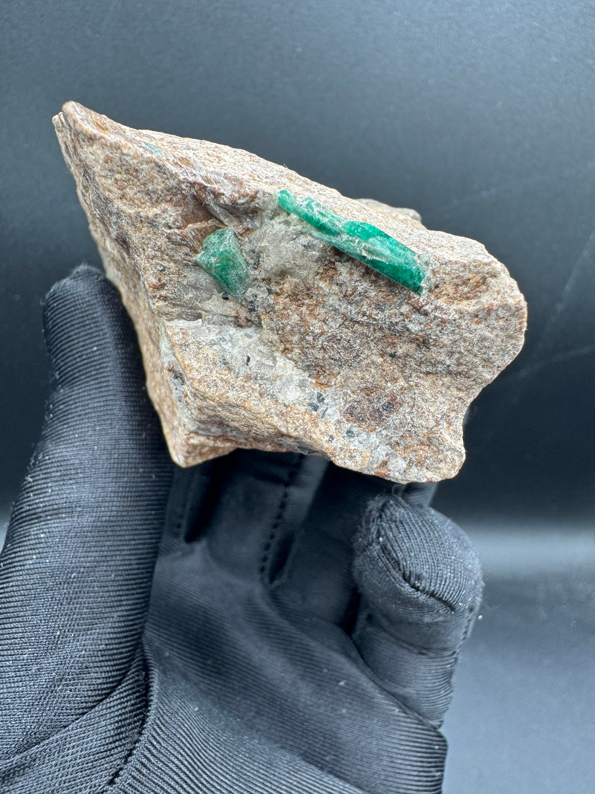 Emerald Specimen - 215g