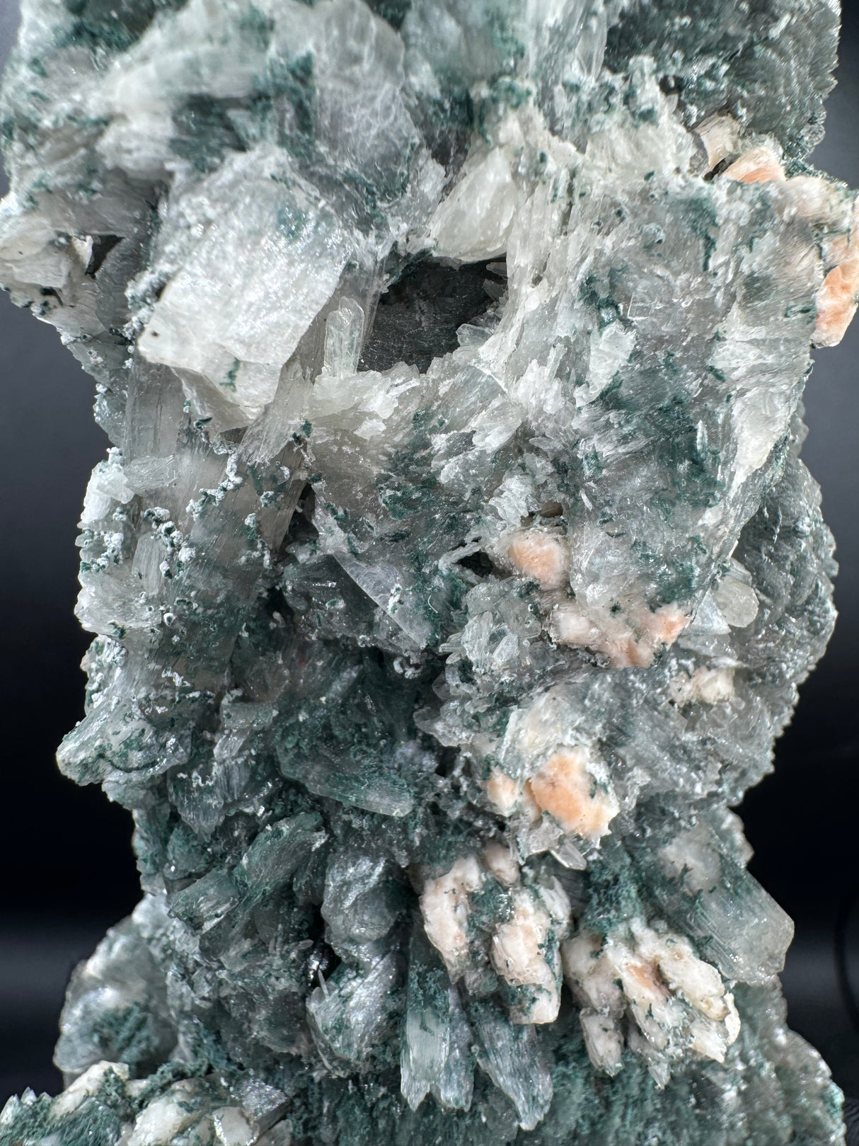 Green Stilbite On Heilandite - 560g