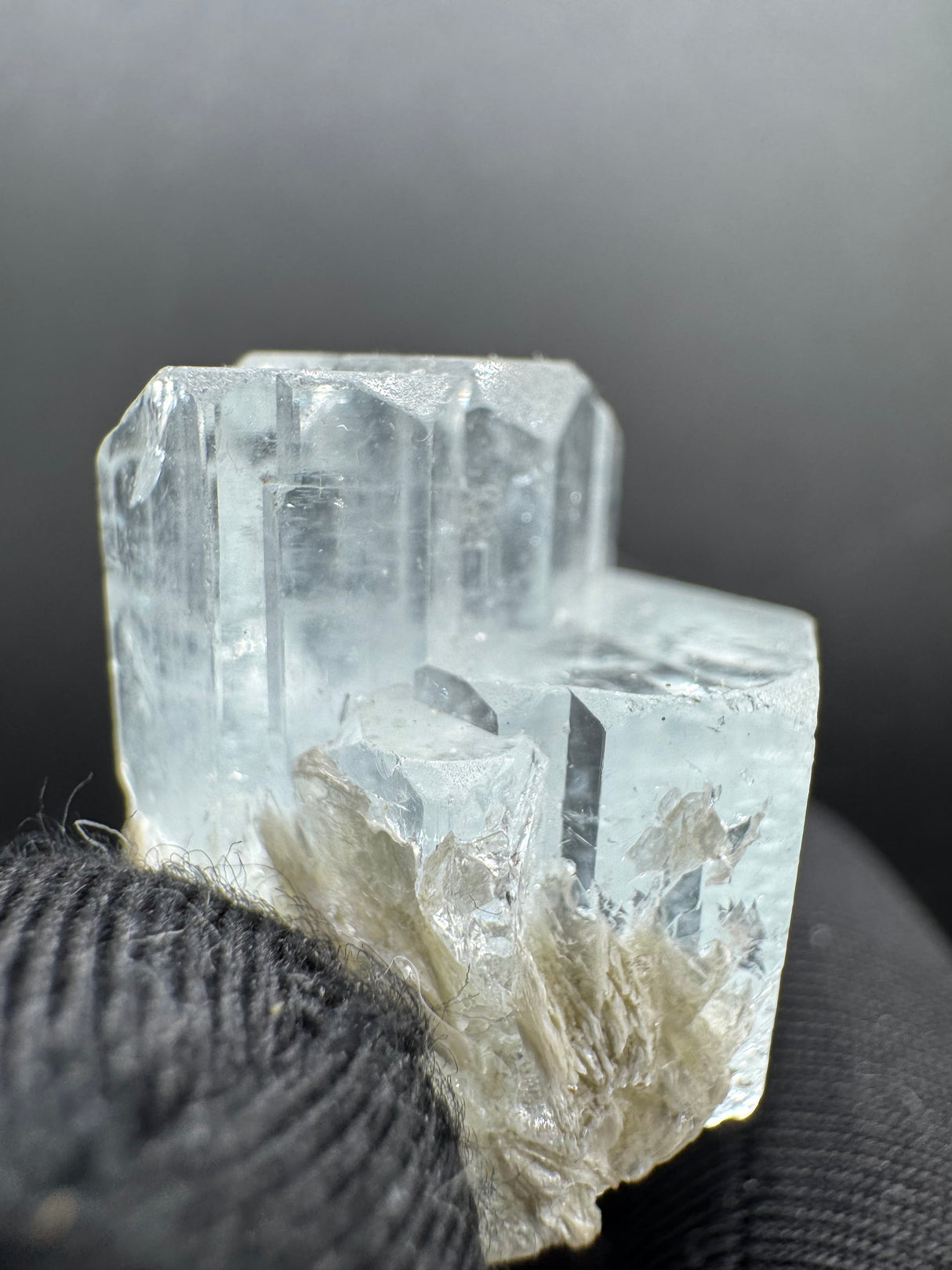 Aquamarine Specimen - 14g