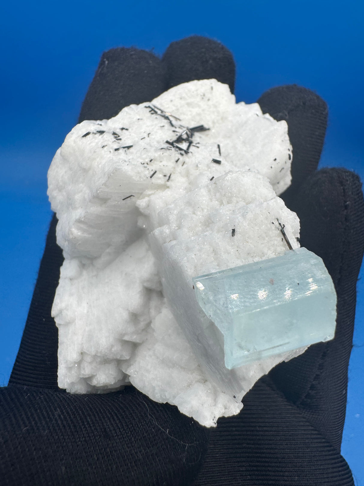 Aquamarine Specimen - 95g