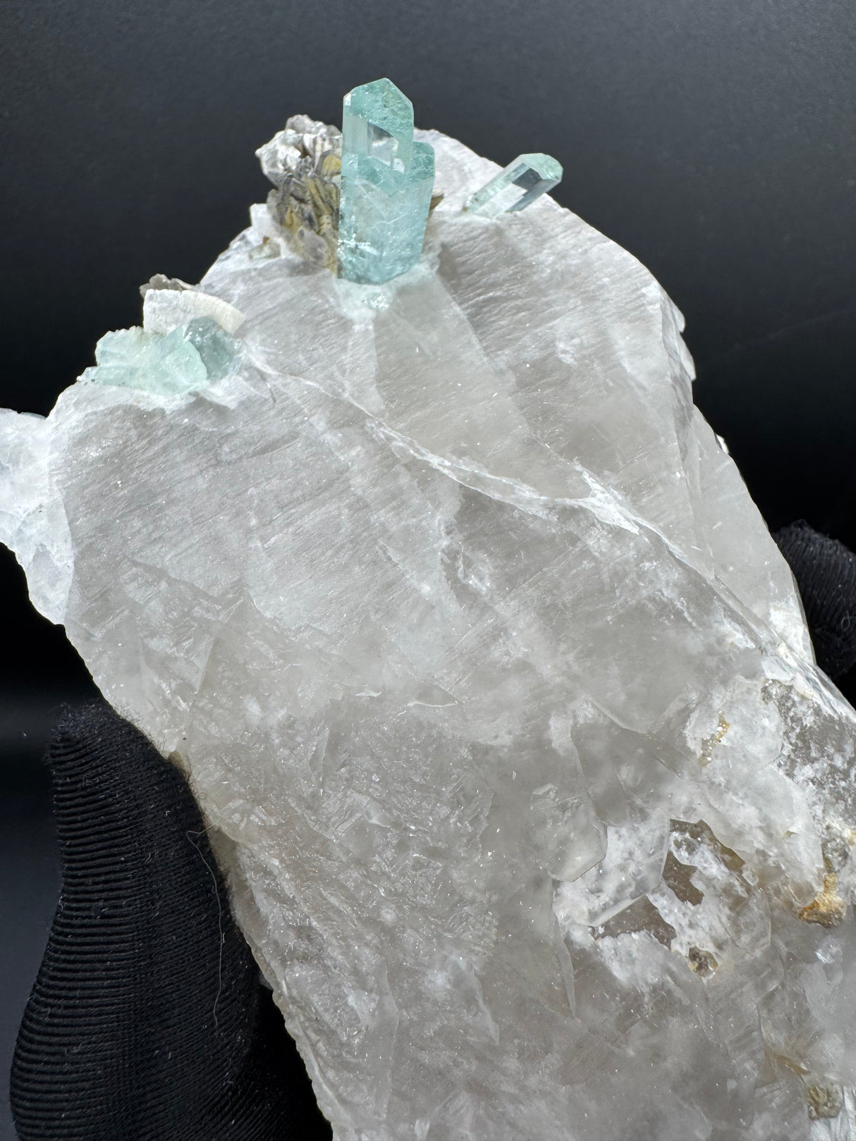 Aquamarine Specimen - 558g