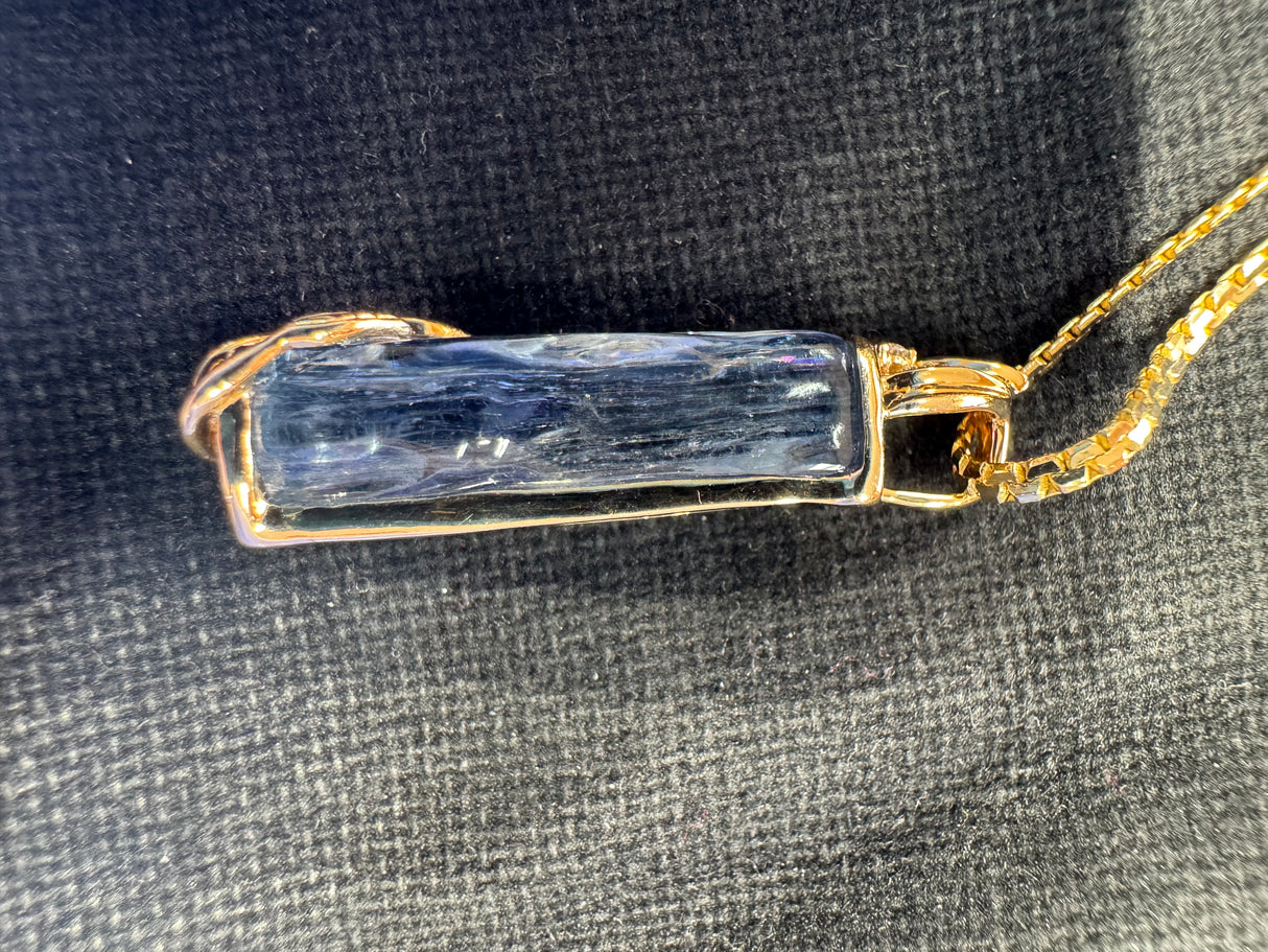 Aquamarine and Diamond Pendant in 14k