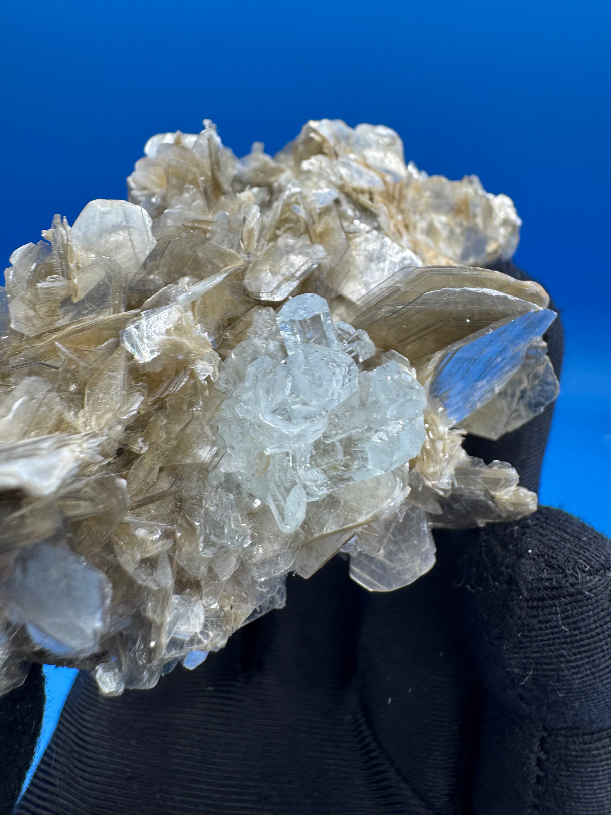 Aquamarine Specimen - 85g