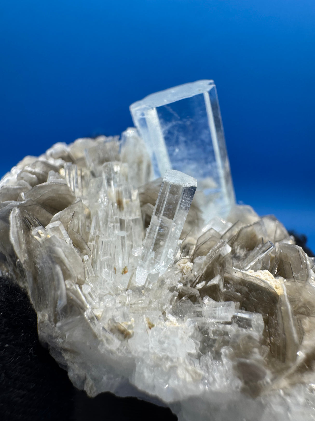 Aquamarine Specimen - 38g