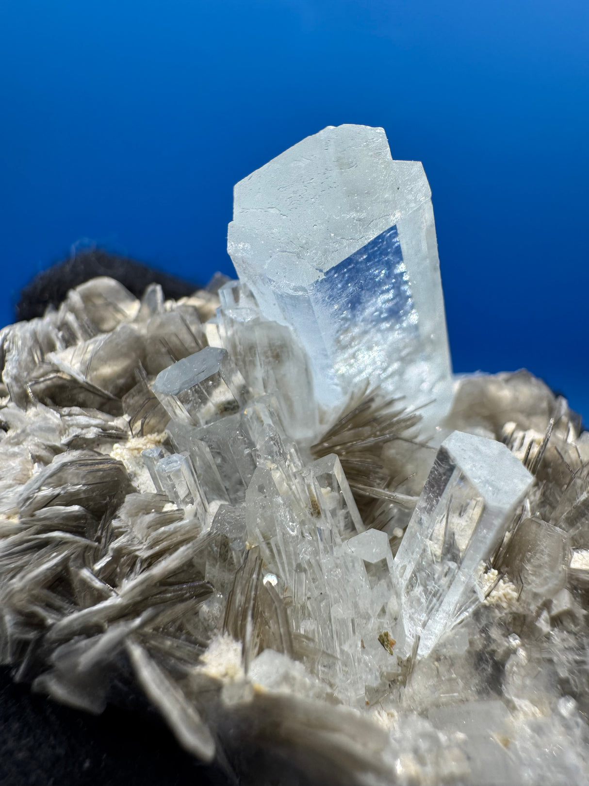 Aquamarine Specimen - 38g