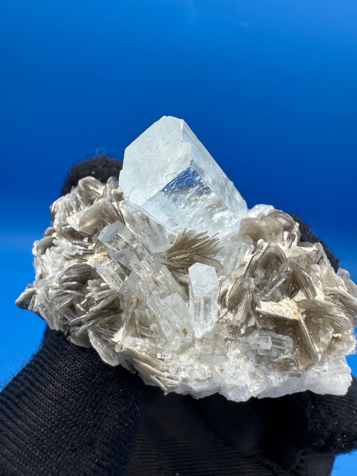 Aquamarine Specimen - 38g