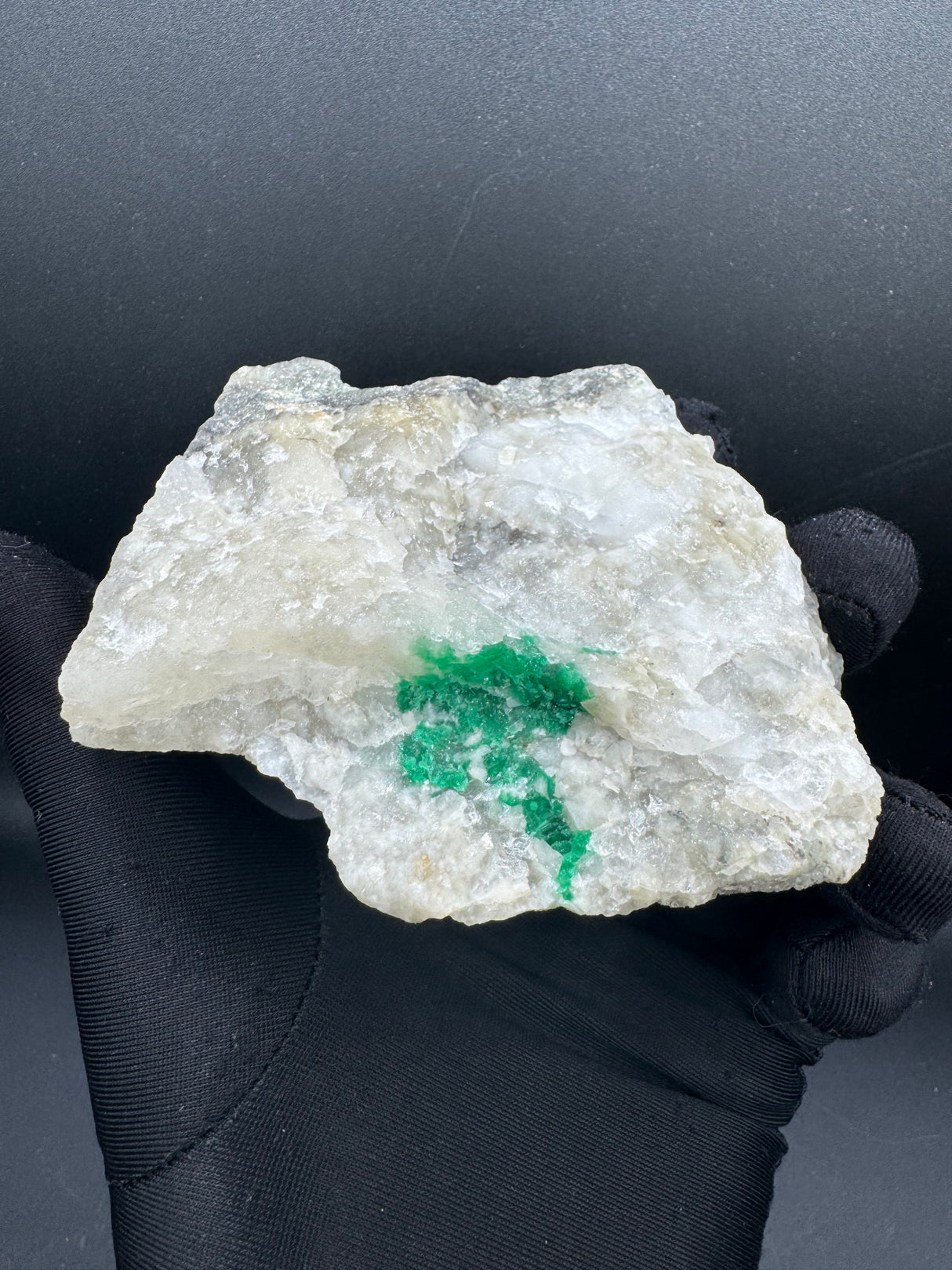 Emerald Specimen - 322g