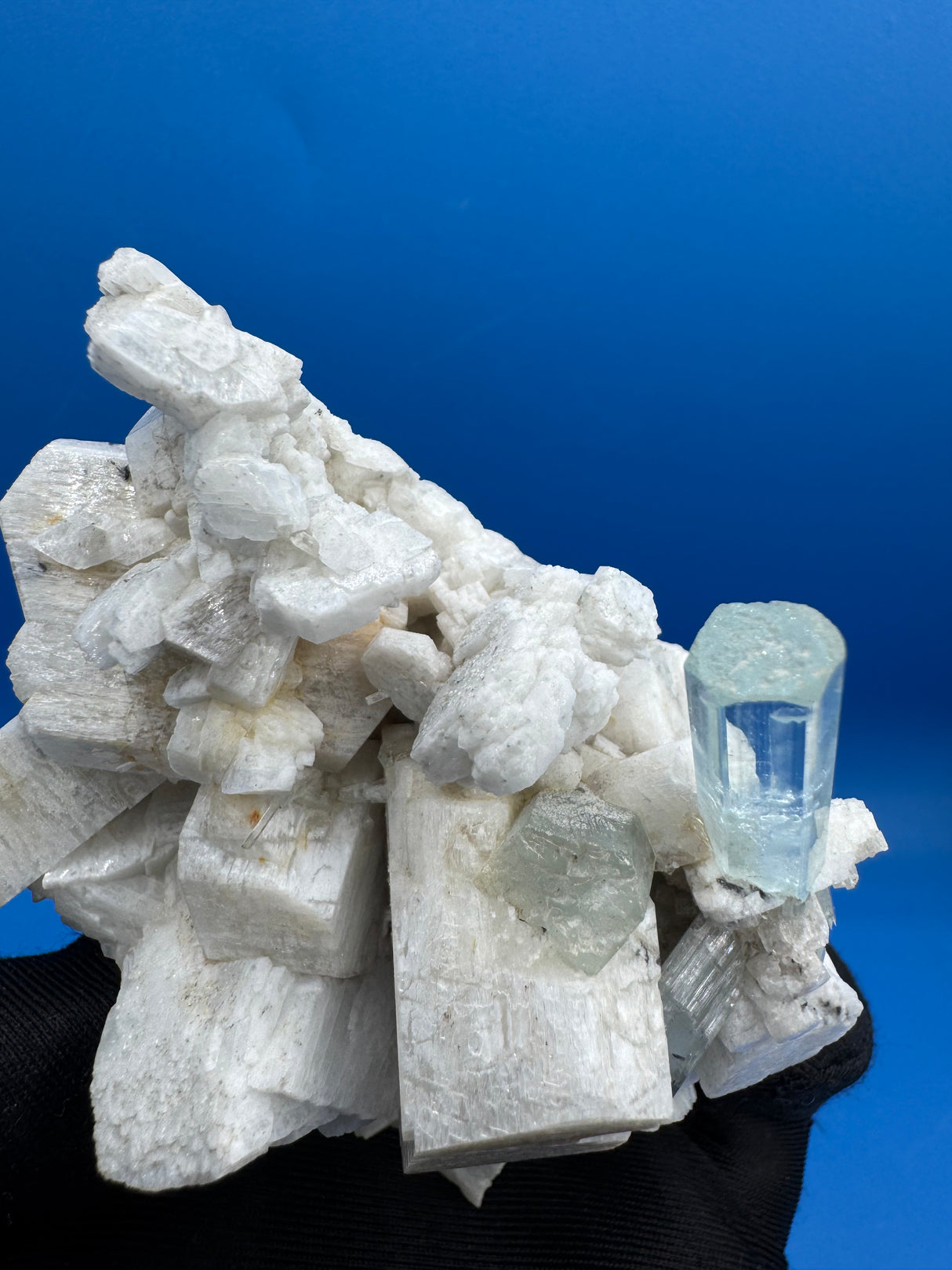 Aquamarine Specimen - 192g