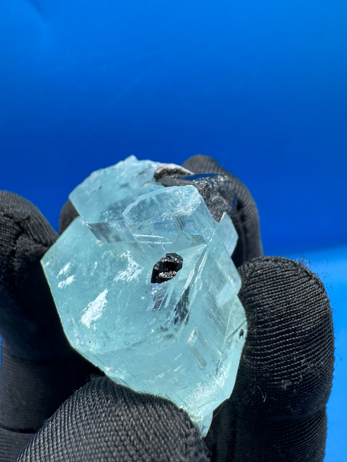 Aquamarine Crystal - 34.164g