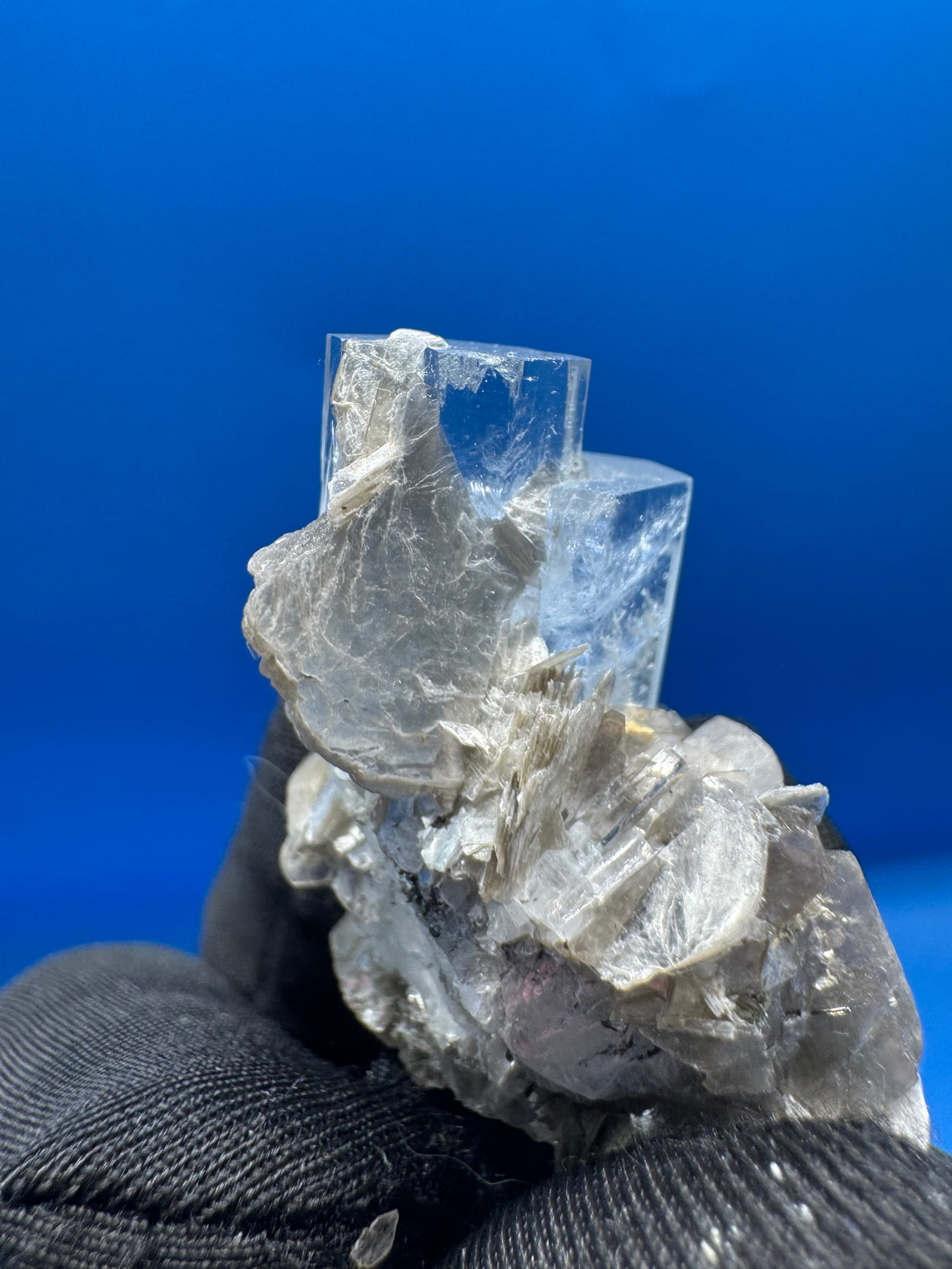 Aquamarine Crystal - 16.396g