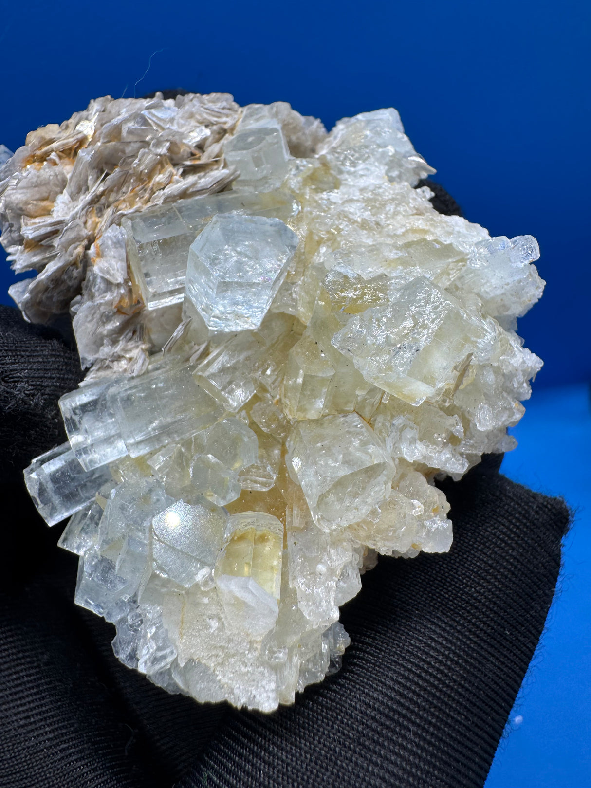 Aquamarine Specimen - 64g