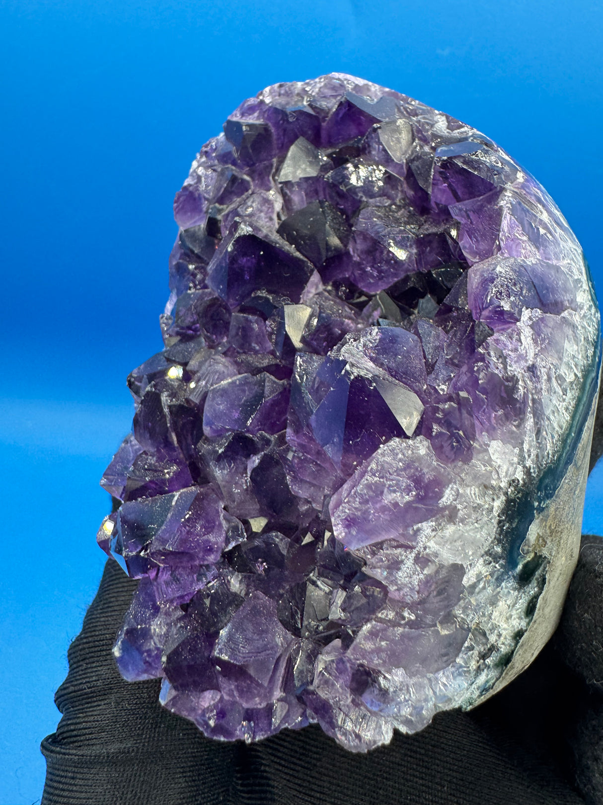 Amethysy Geode - 452g