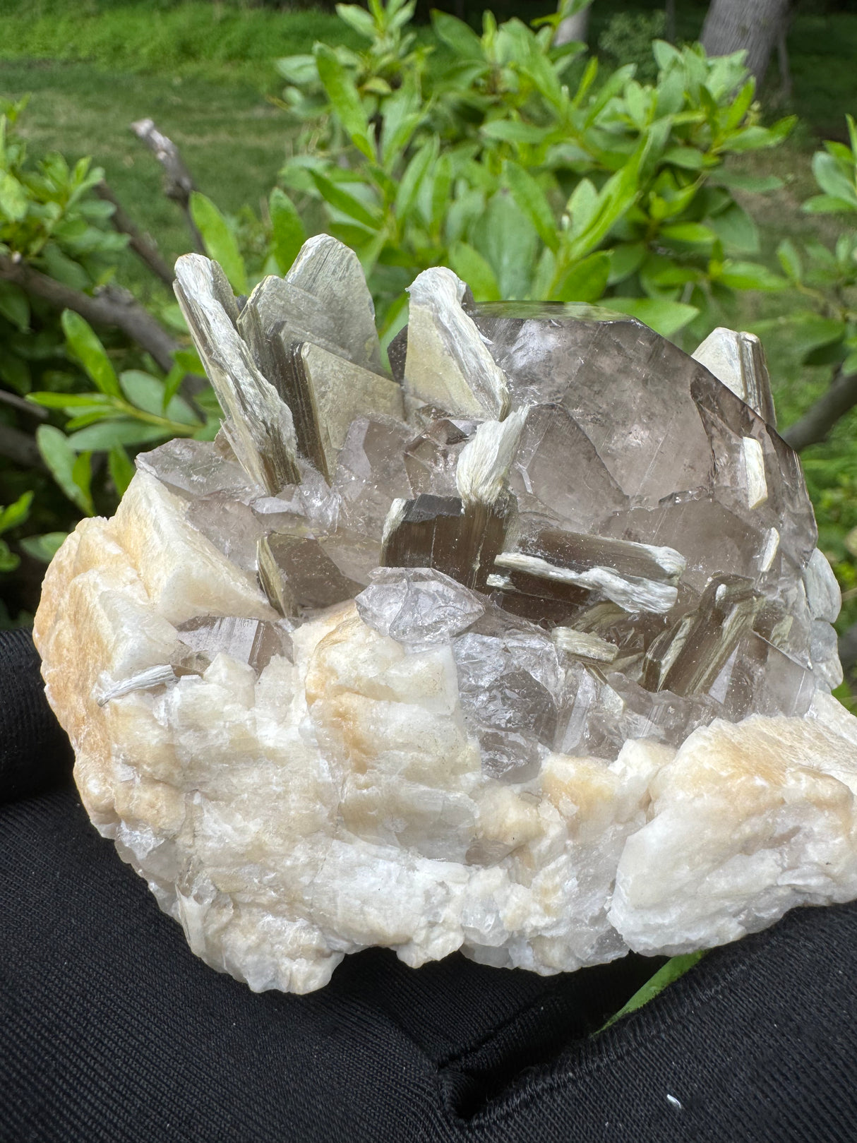 Quartz and Mica Specimen - 448g