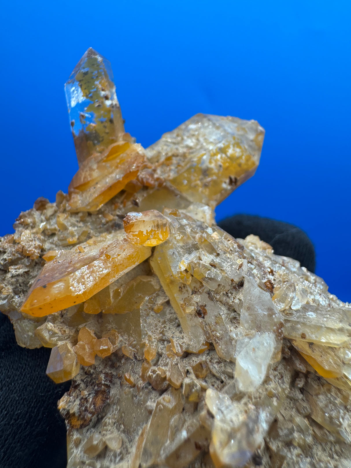 Quartz Specimen - 81g