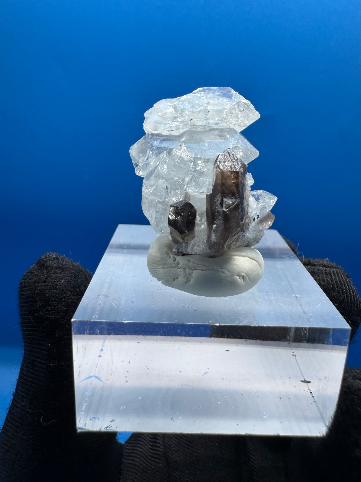 Quartz Specimen - 18g