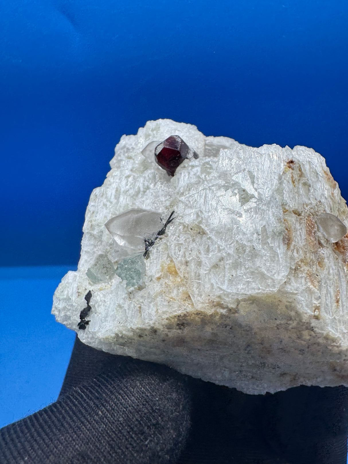 Garnet Specimen - 158g