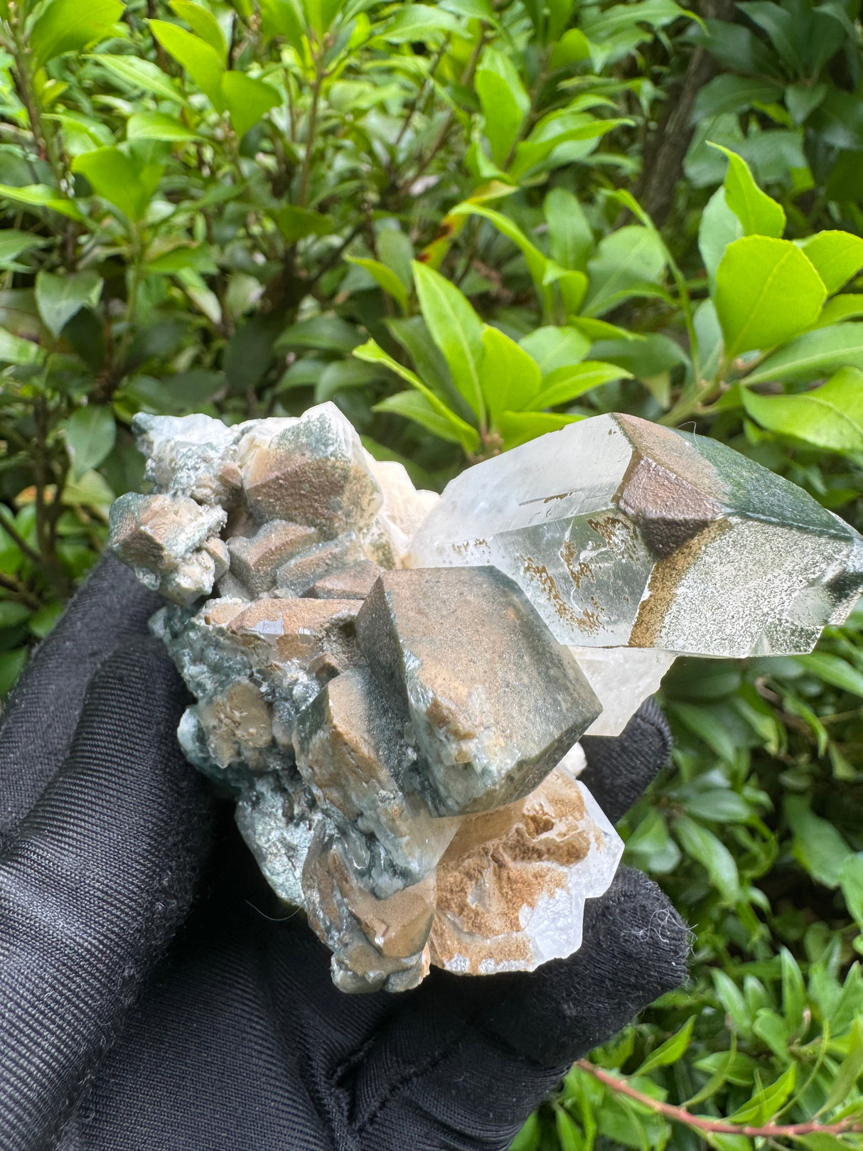 Quartz Specimen - 300g