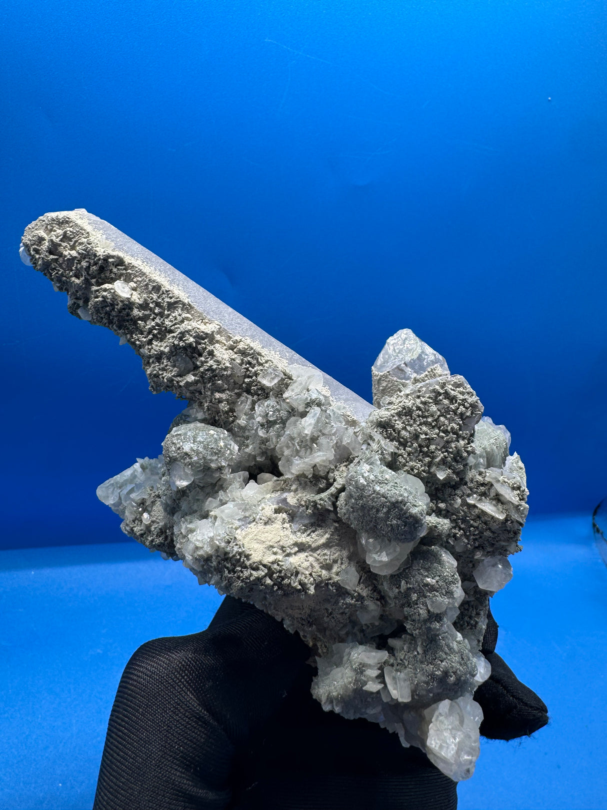 Quartz with Calcite - 604g