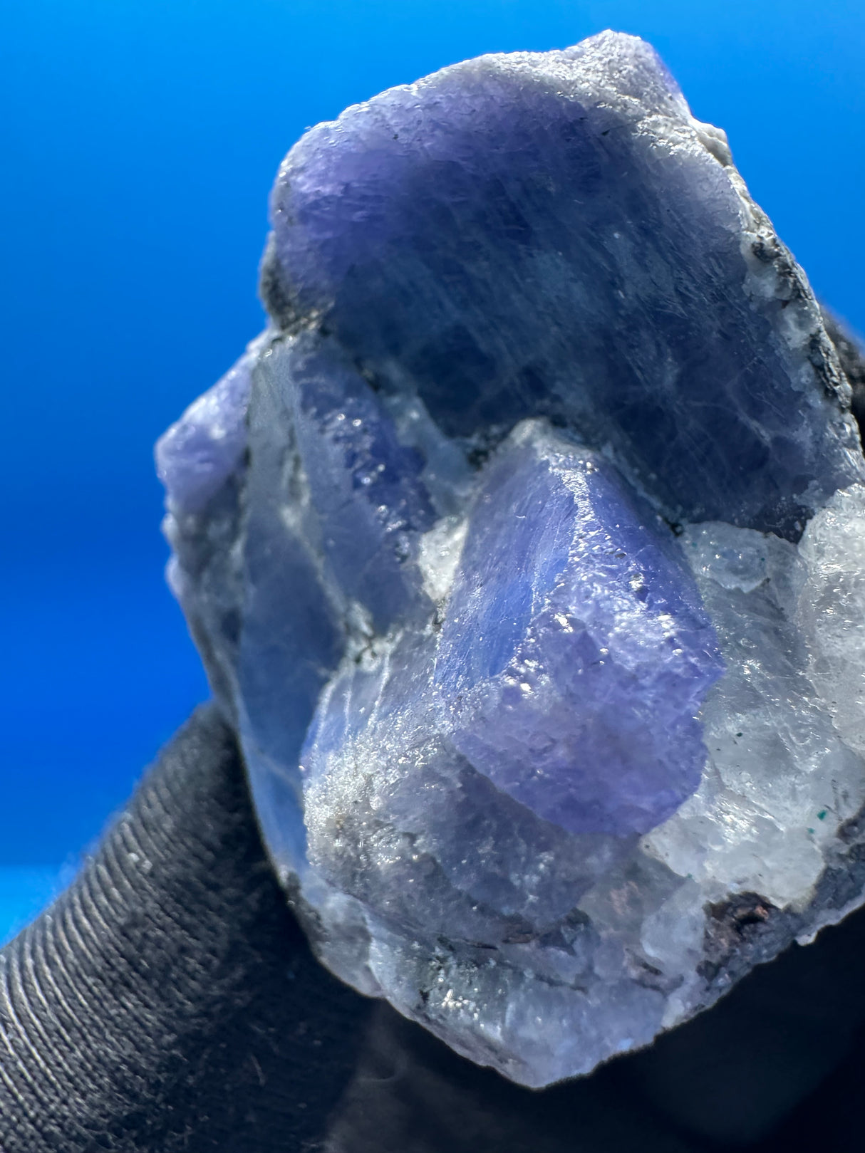 Tanzanite Specimen – 42g