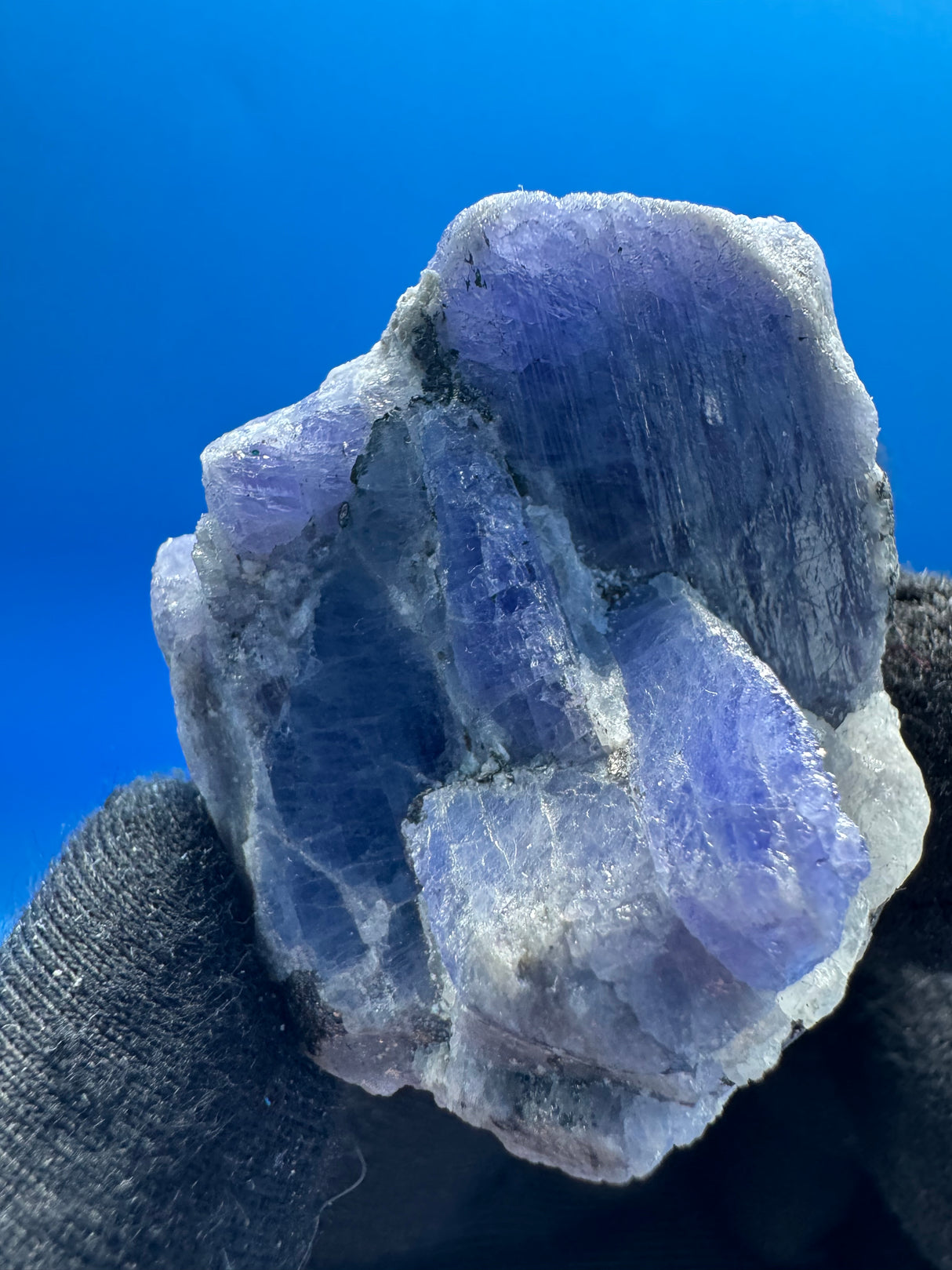 Tanzanite Specimen – 42g