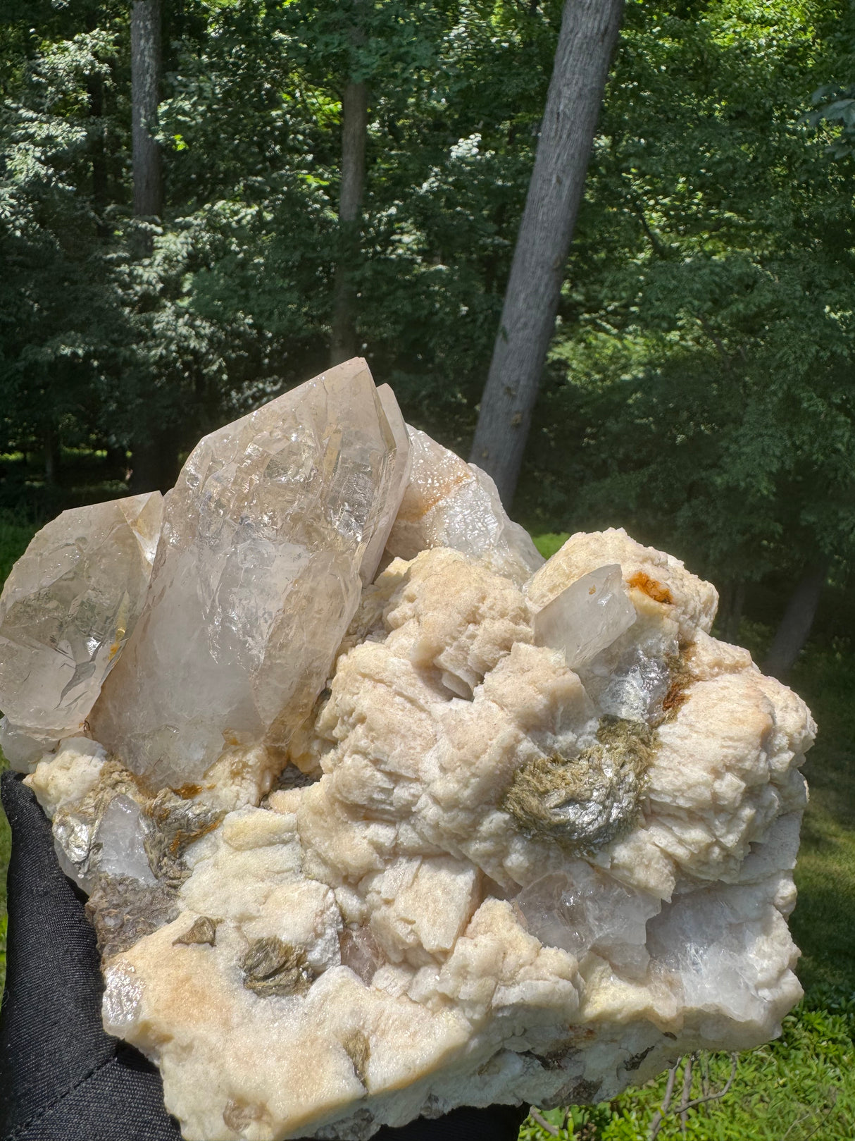 Quartz Specimen - 3952g