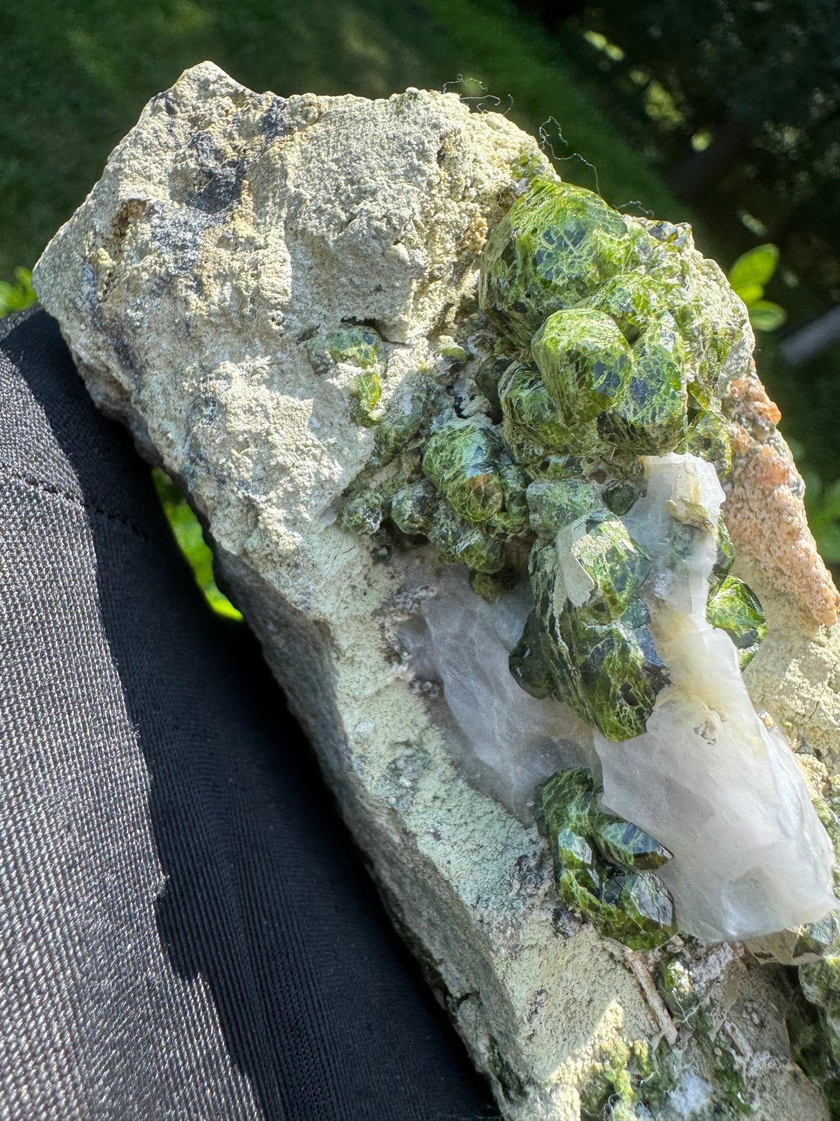 Green Garnet Specimen - 1184g