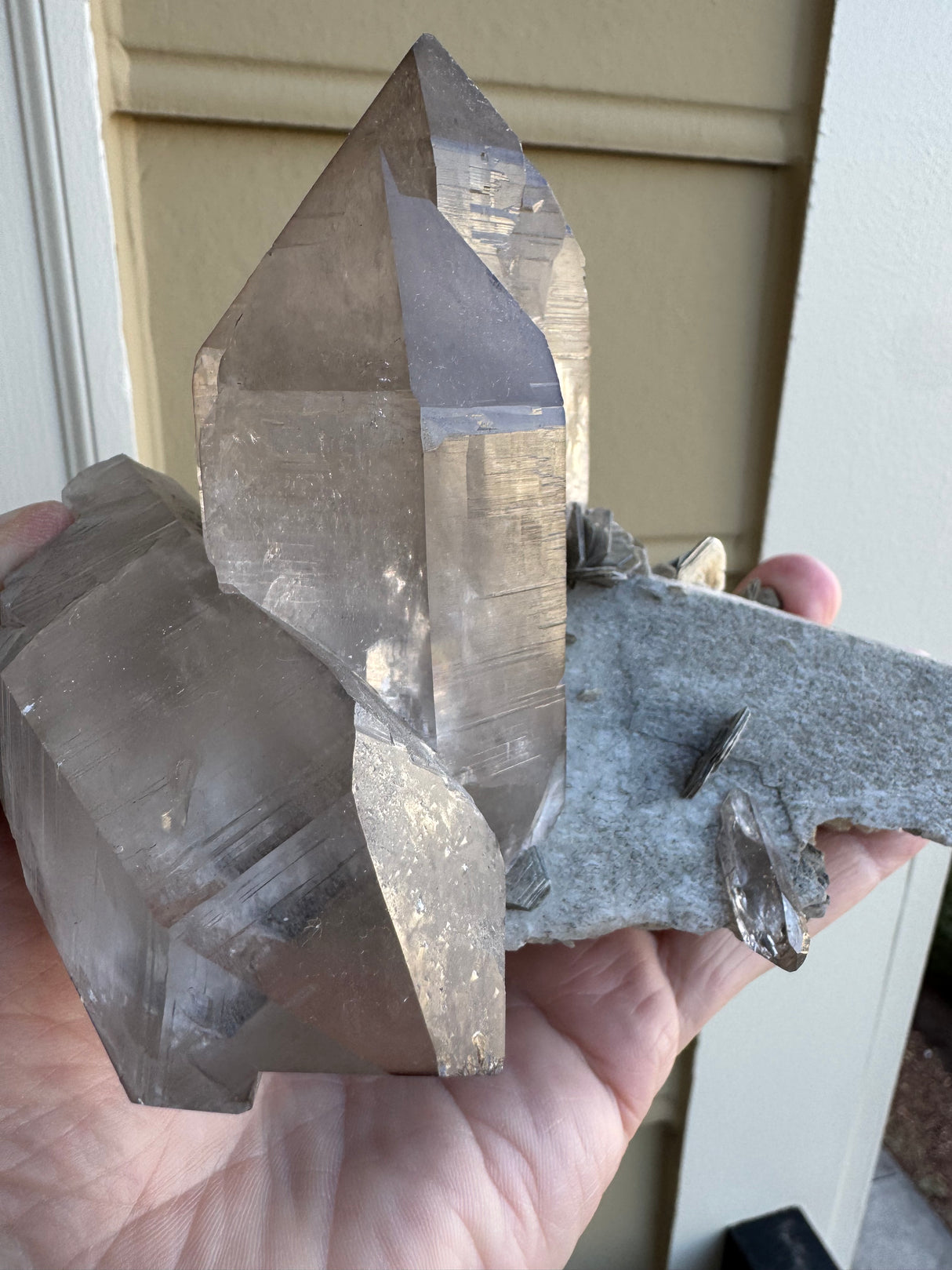 Quartz Specimen - 1107g