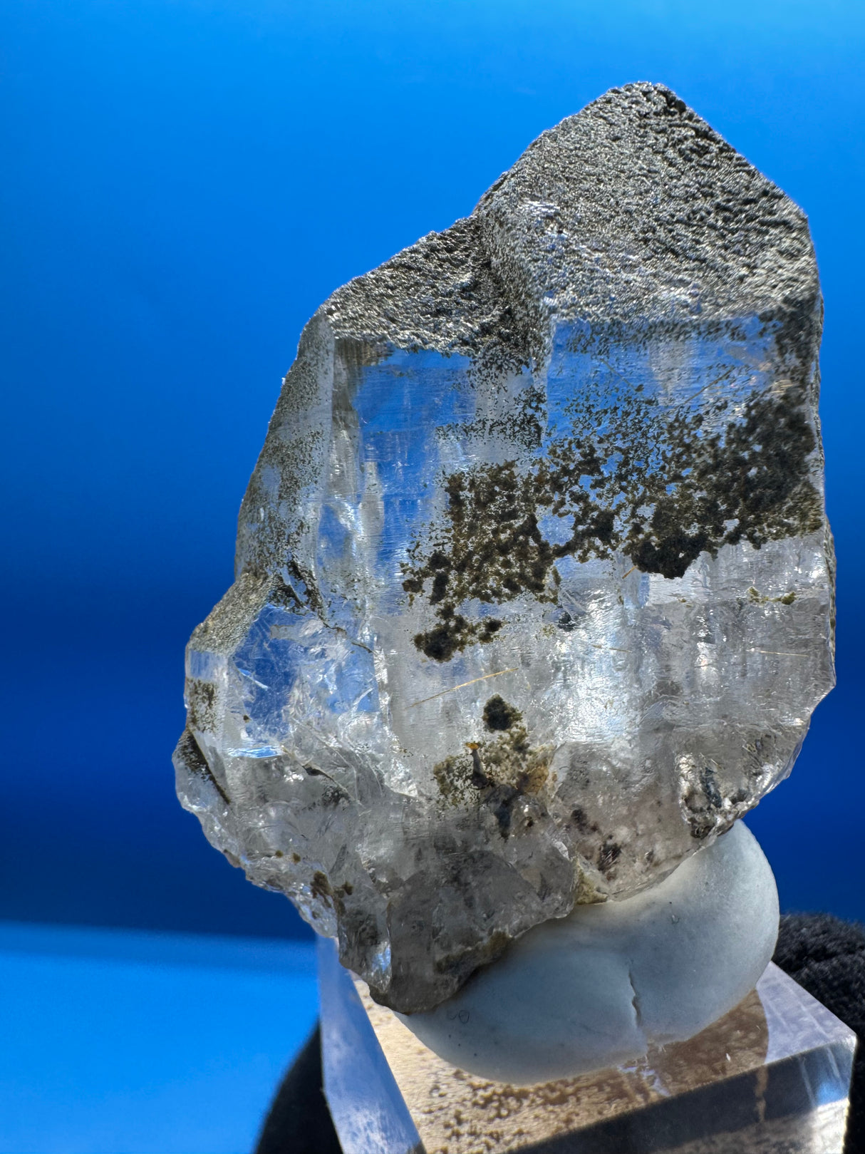 Quartz Specimen - 34g