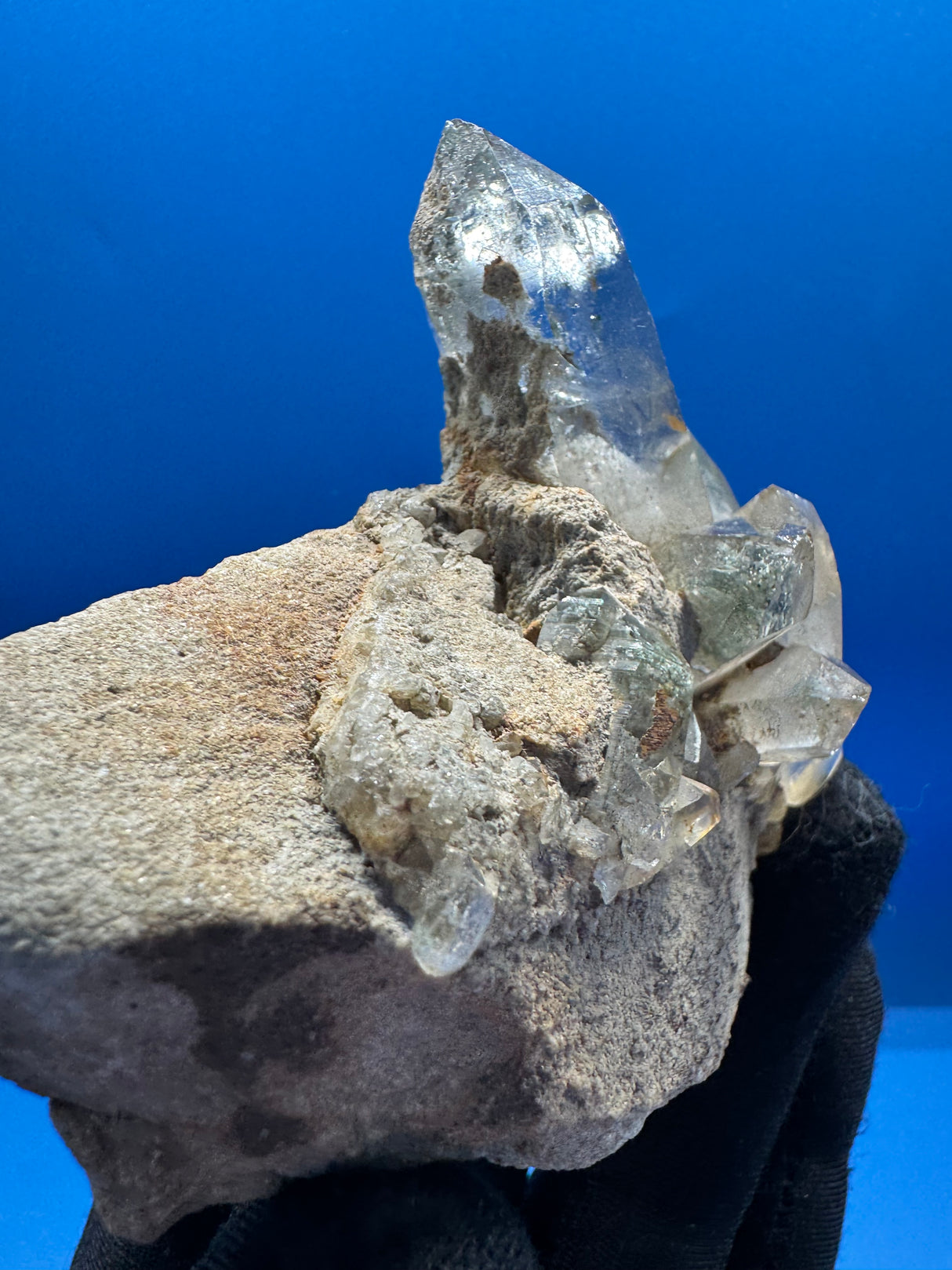 Quartz Specimen - 157g