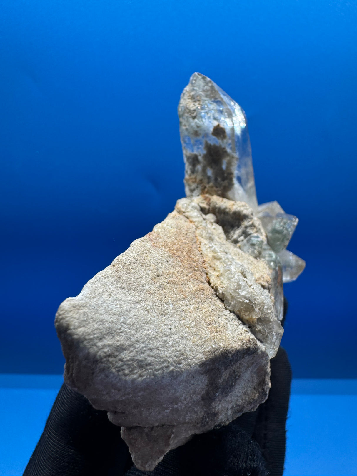 Quartz Specimen - 157g