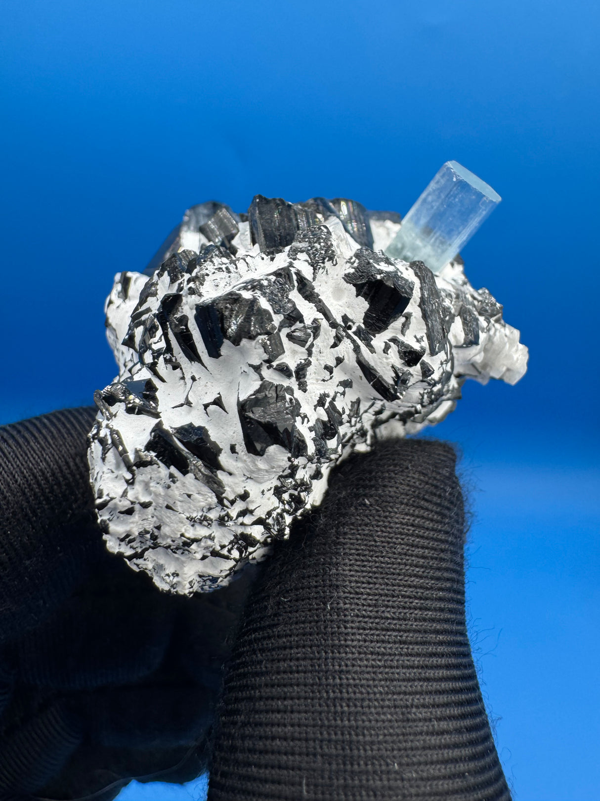 Aquamarine Specimen - 63g