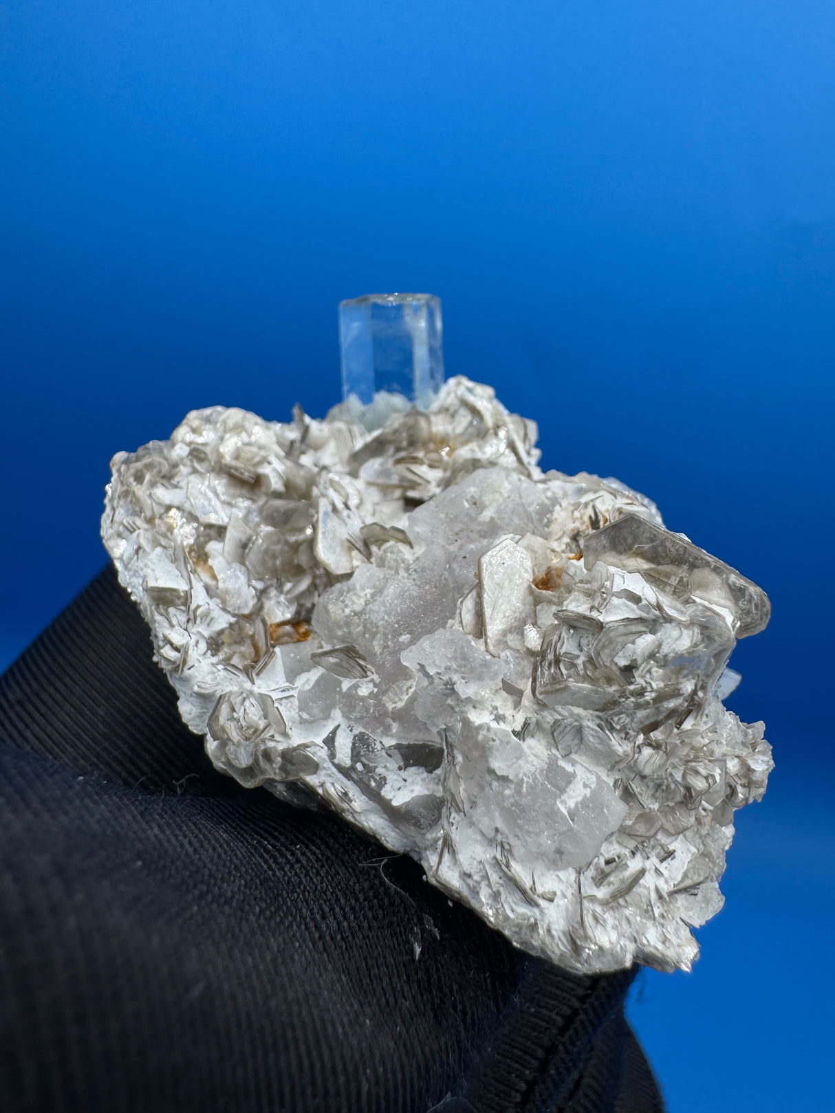 Aquamarine Specimen - 33g