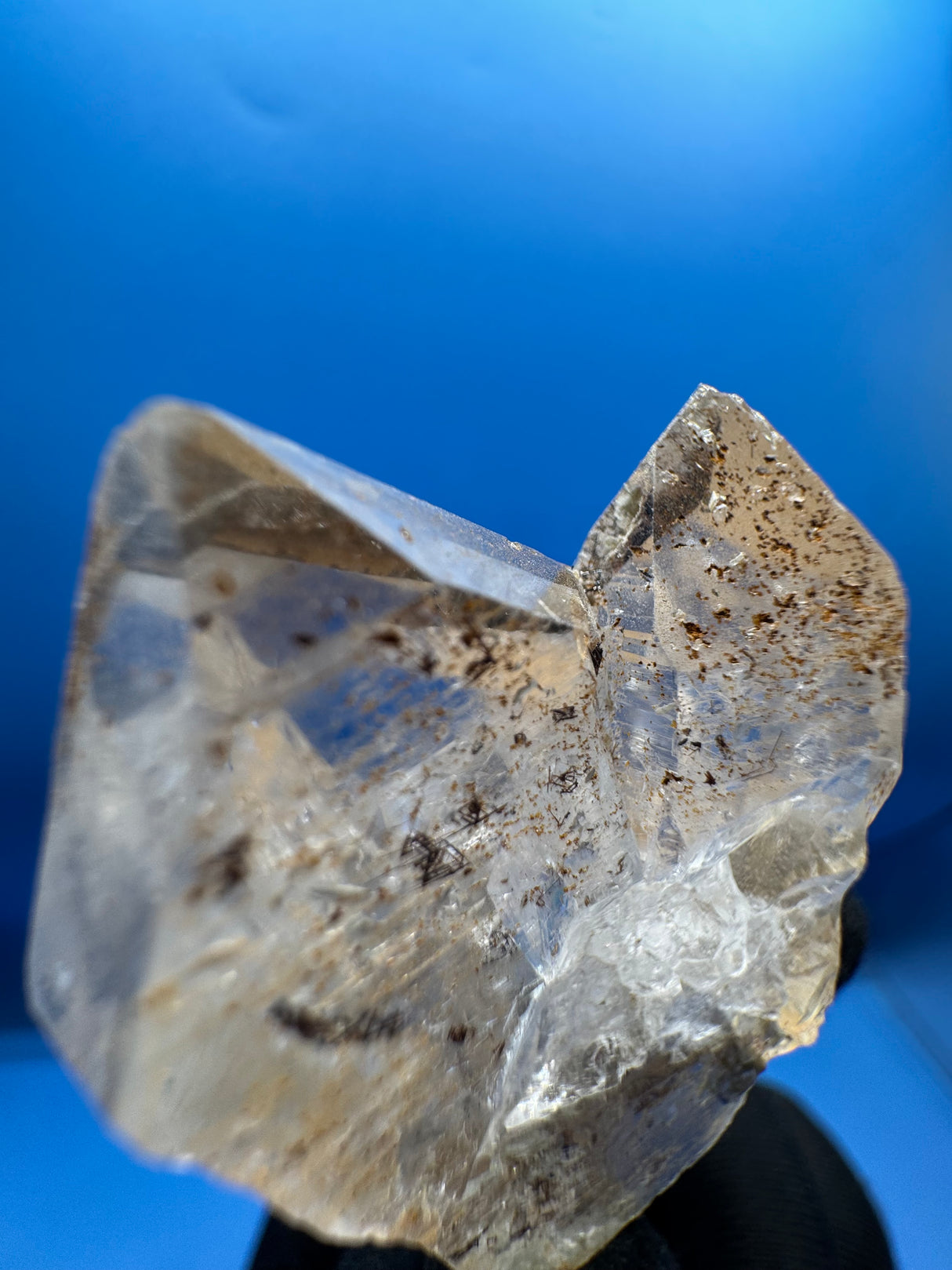 Quartz Crystal Specimen - 61g