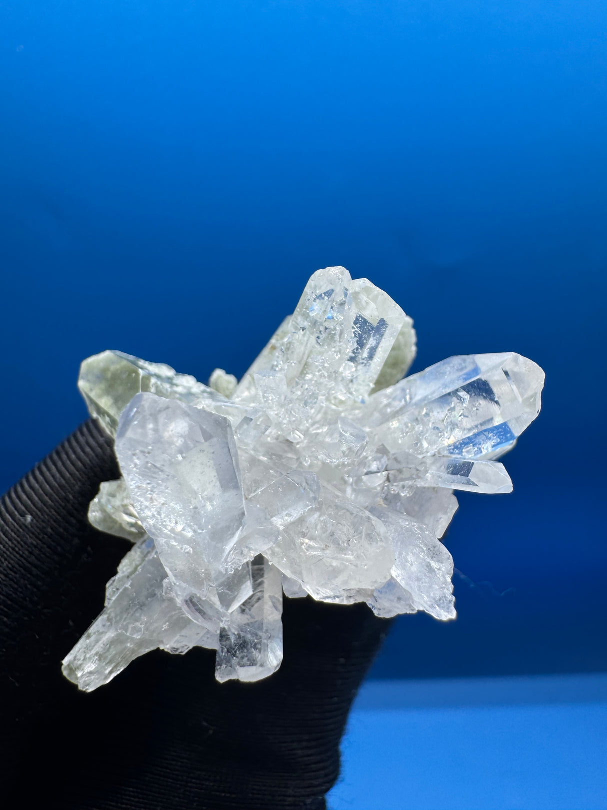 Quartz Specimen - 18g