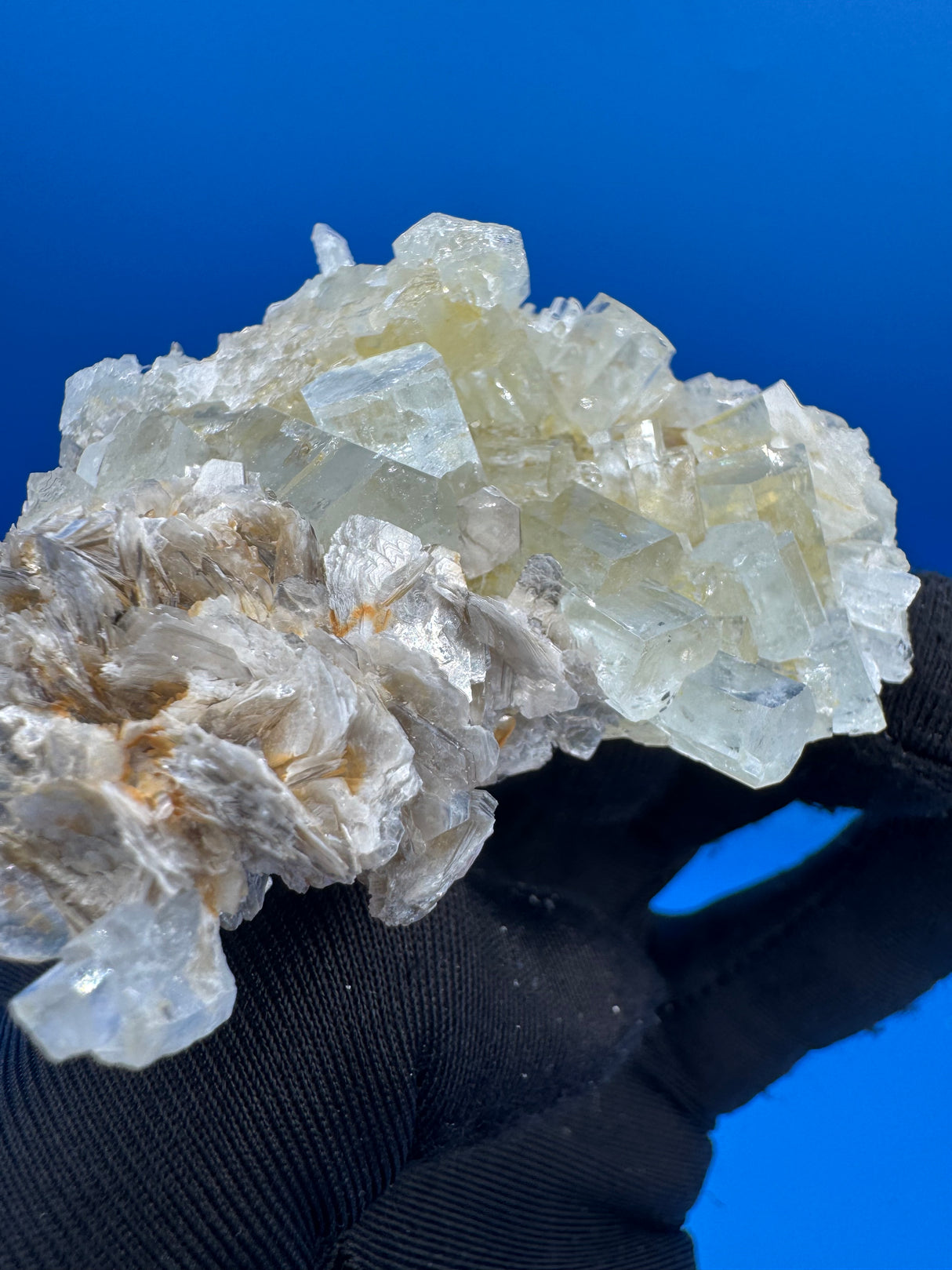 Aquamarine Specimen - 64g