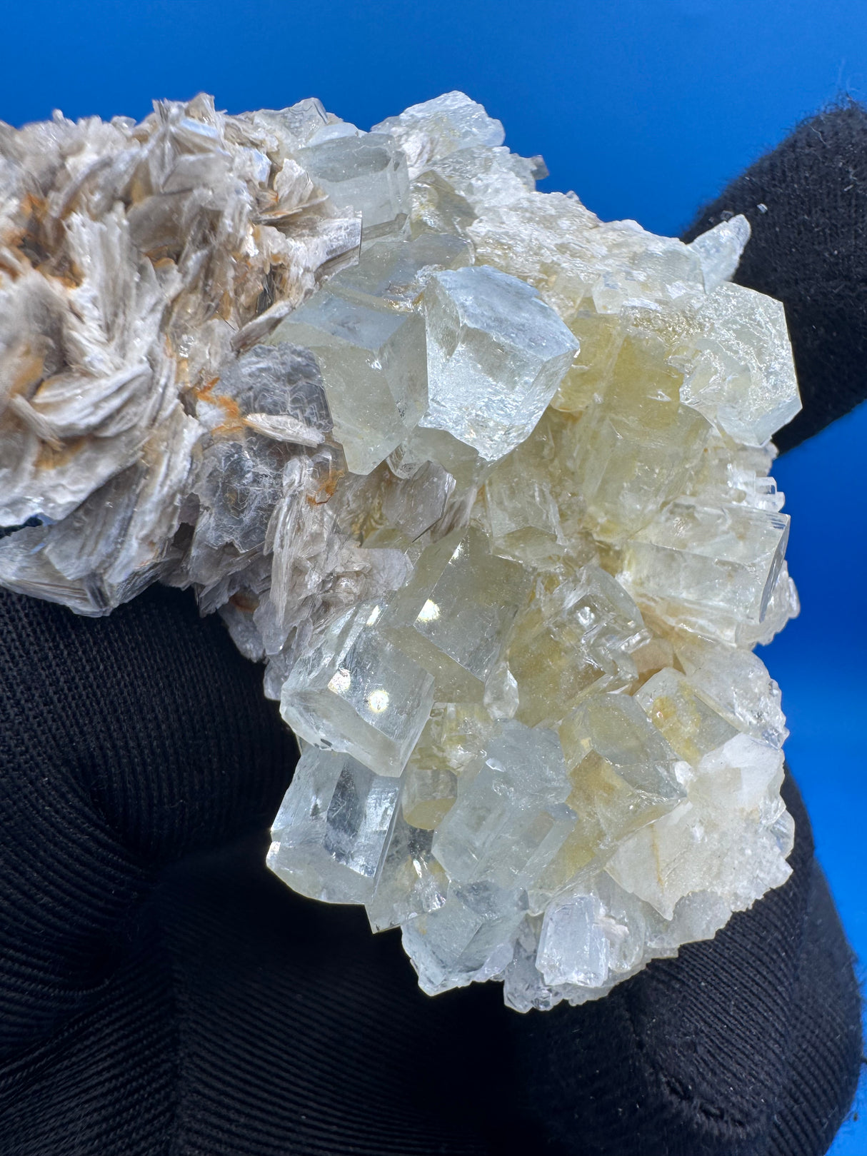 Aquamarine Specimen - 64g