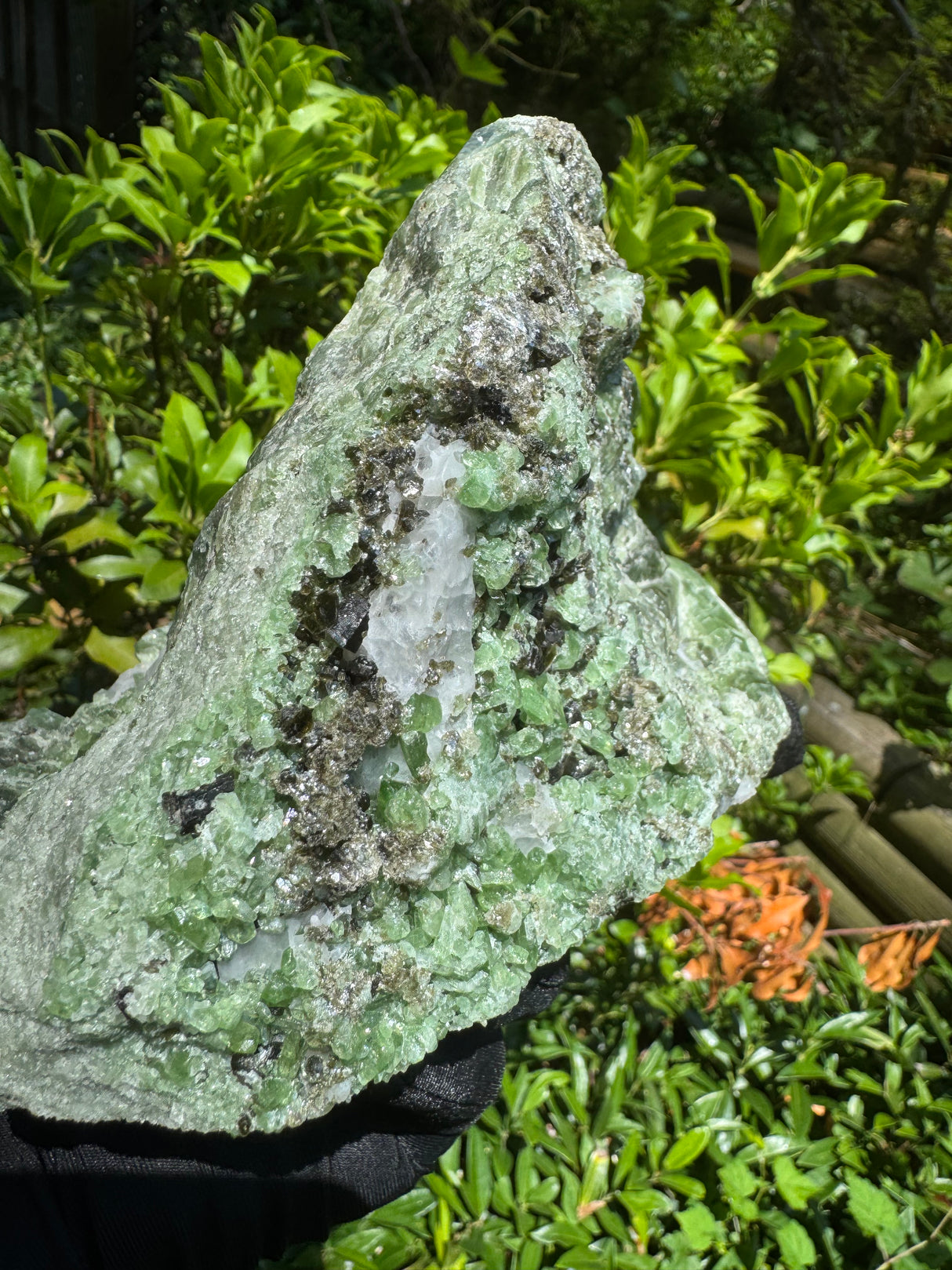 Green Diopside Specimen – 1418g