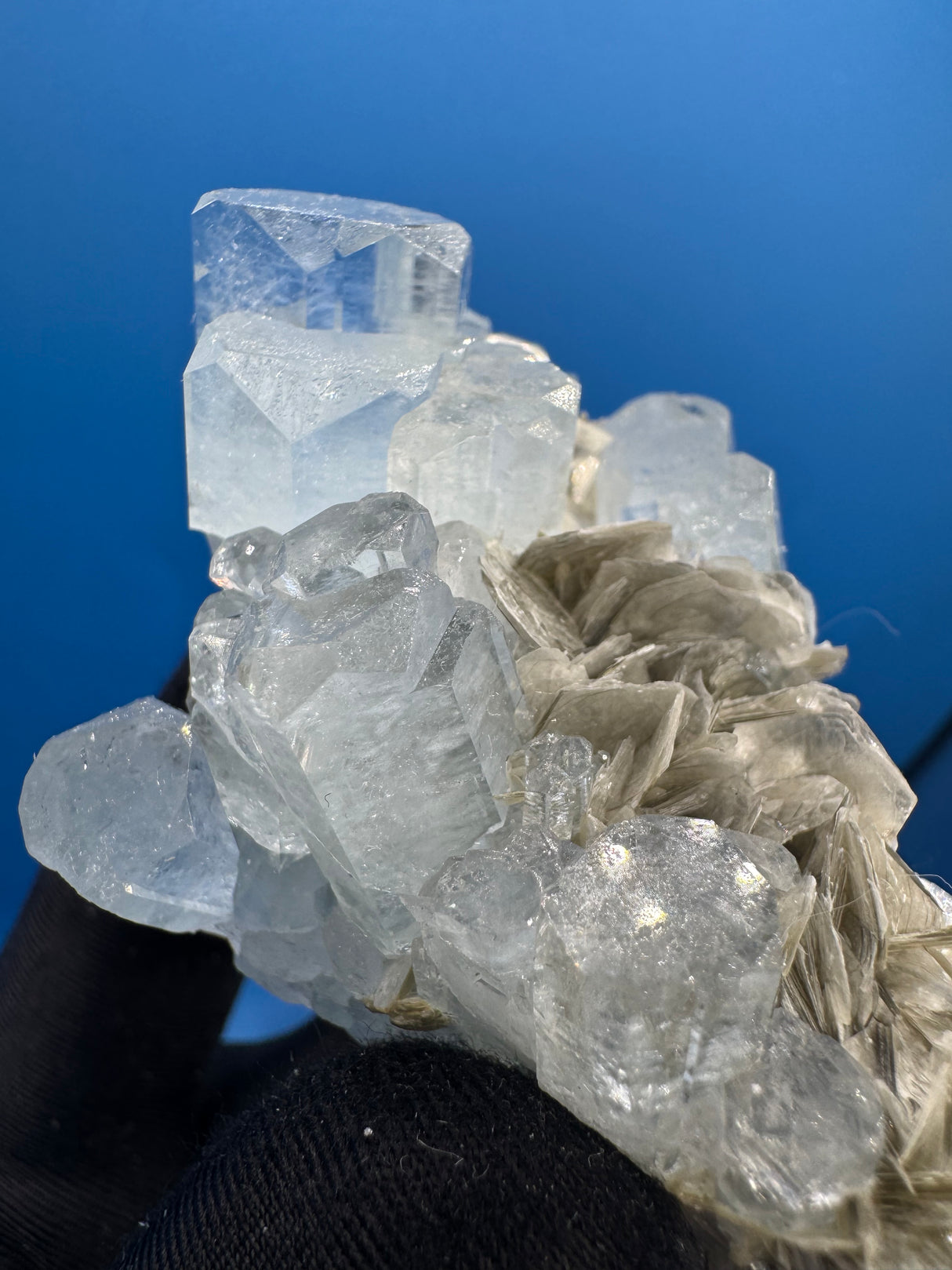 Aquamarine Specimen - 104g