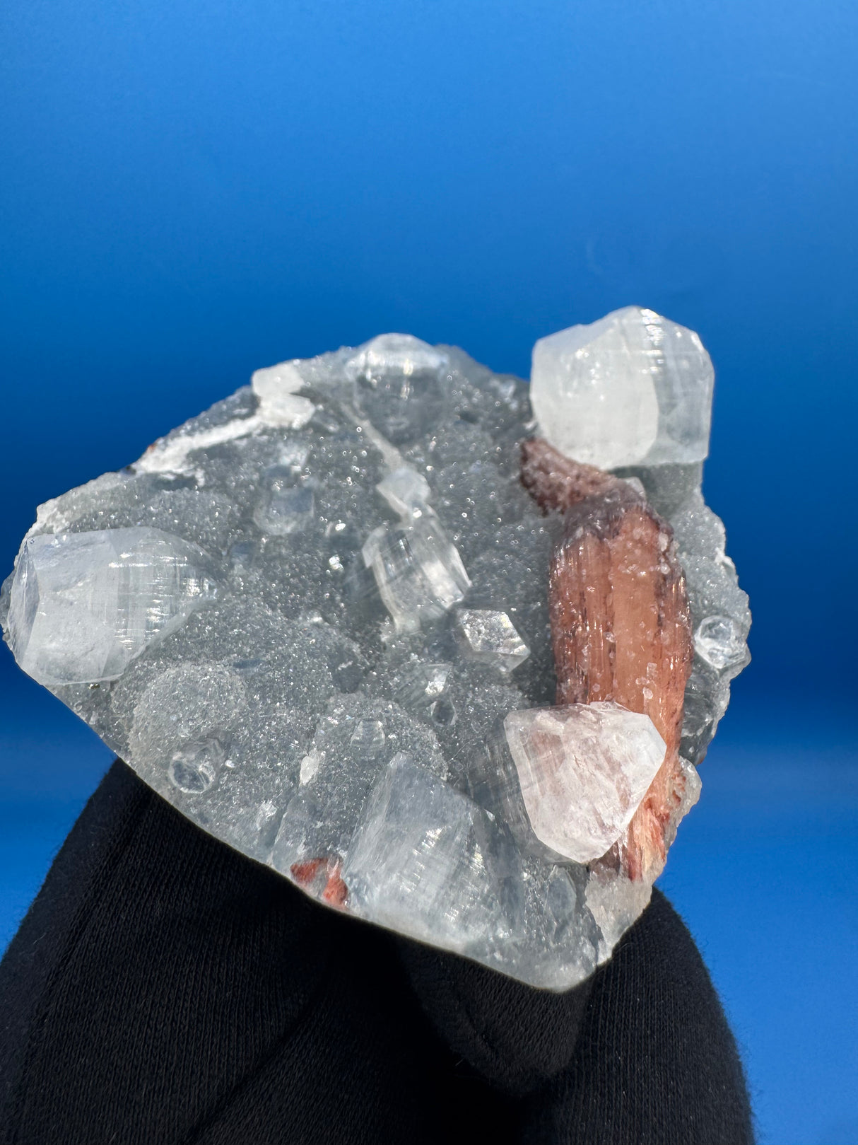 Heulandite on Chalcedony Specimen - 196g