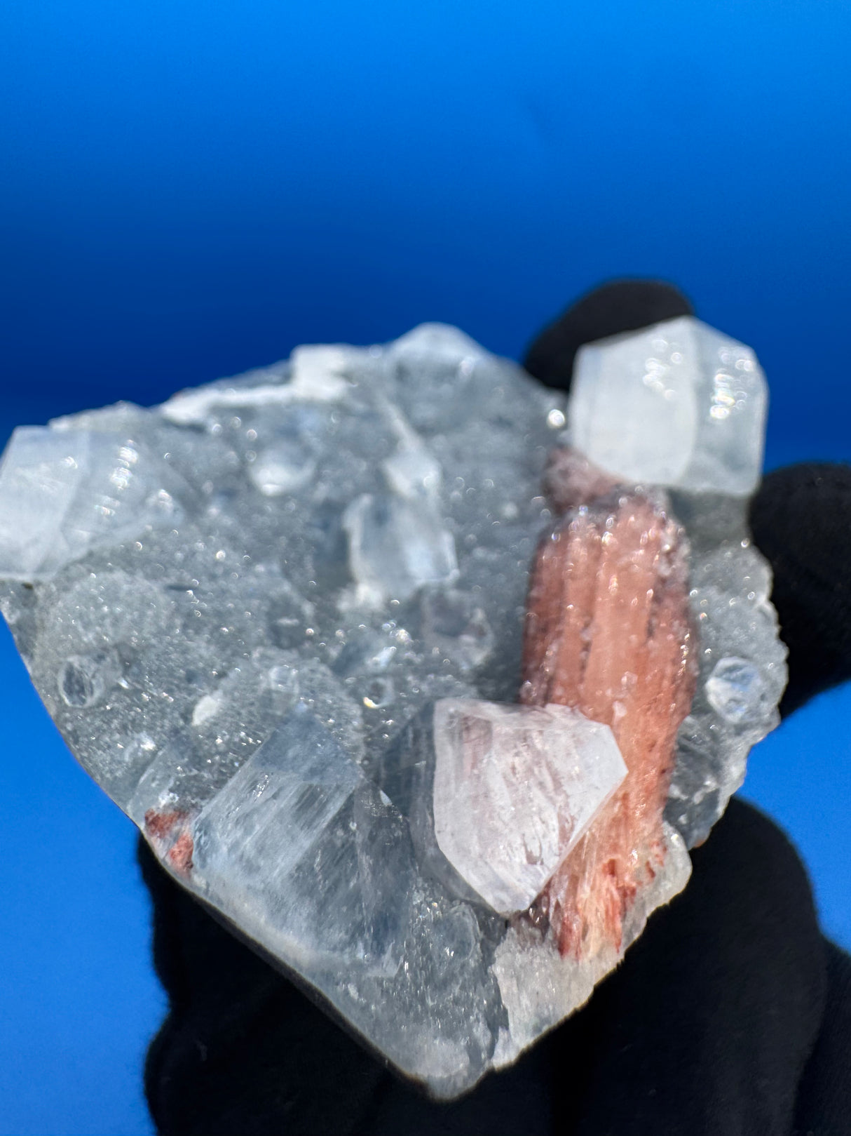 Heulandite on Chalcedony Specimen - 196g