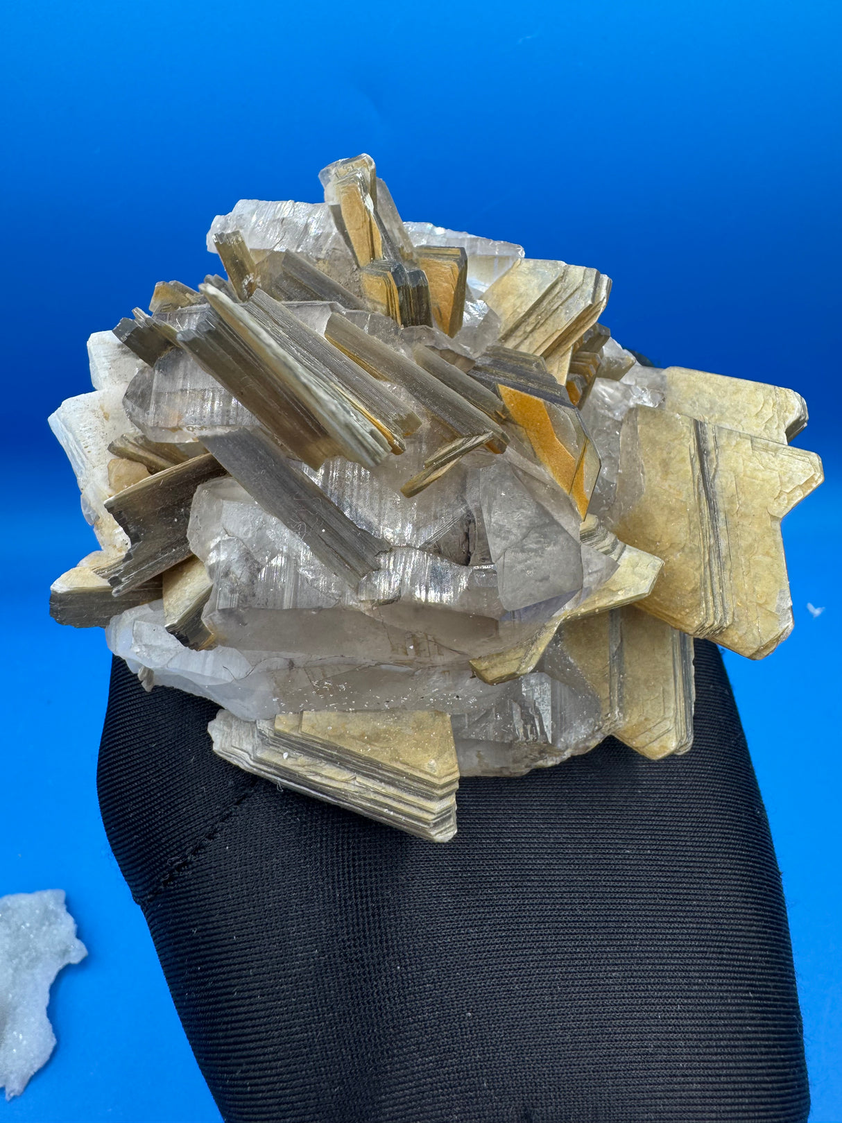 Muscovite Quartz Specimen - 598g