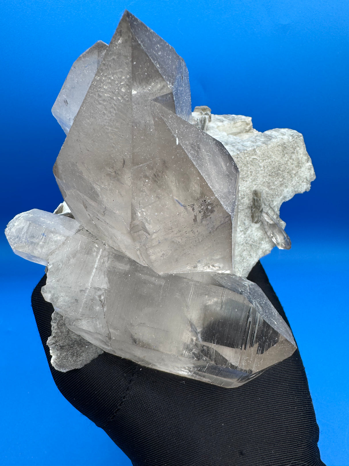 Quartz Specimen - 1107g